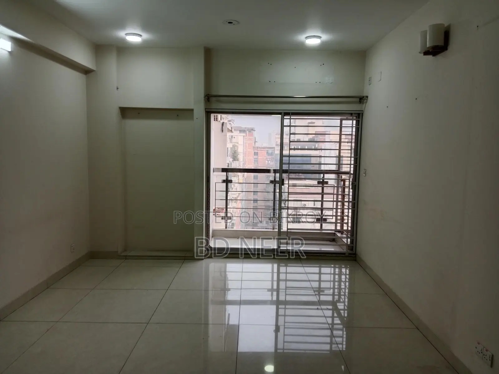very good 4000 sft 4 Bed room apt rent in Gulshan 2 in Gulshan