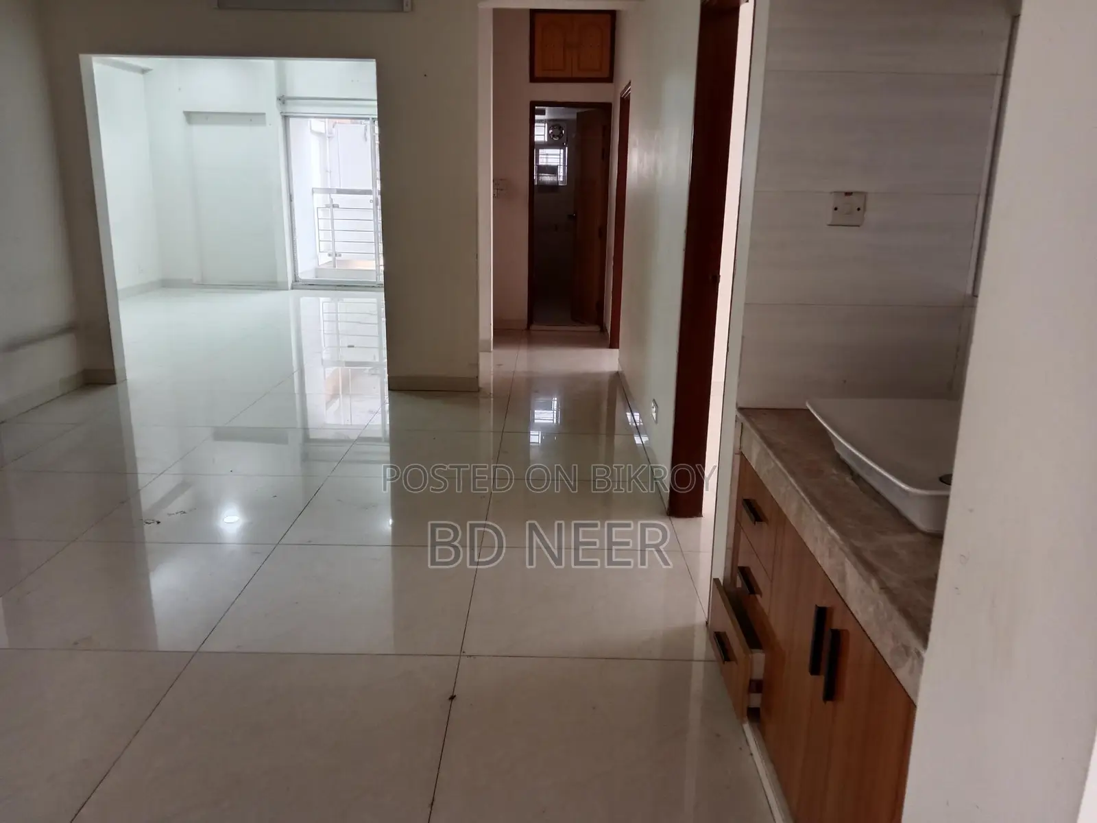 very good 4000 sft 4 Bed room apt rent in Gulshan 2 in Gulshan