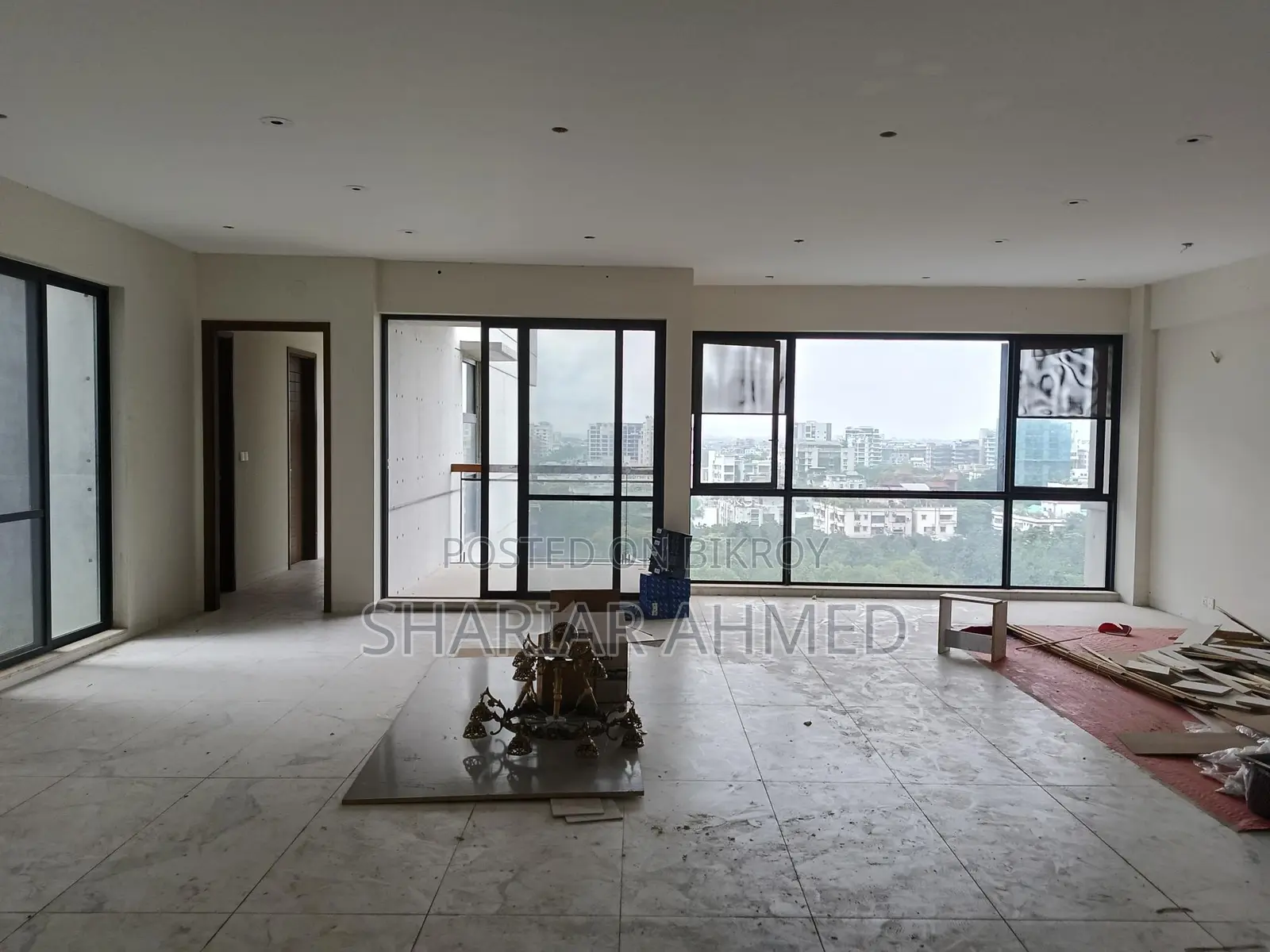 We Are Delighted To Offer This Stunning 7400sqft Apt For Rent In Gulshan in Gulshan
