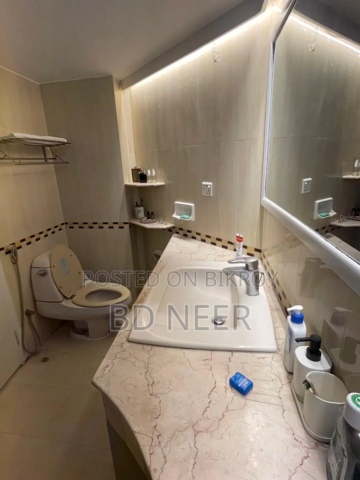 Beautiful looking 3 Bed room apt rent in Gulshan 2 in Gulshan