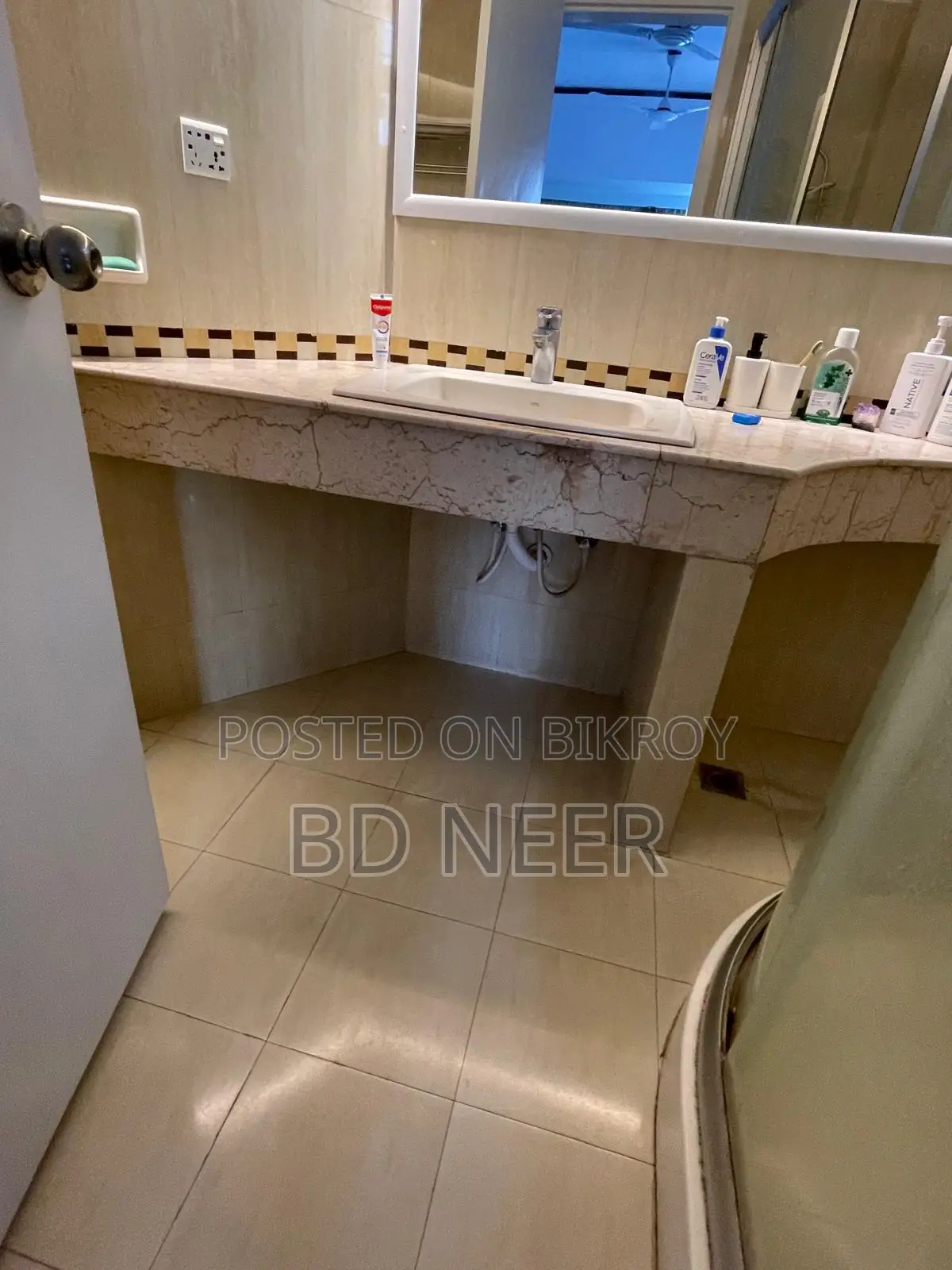 Beautiful looking 3 Bed room apt rent in Gulshan 2 in Gulshan