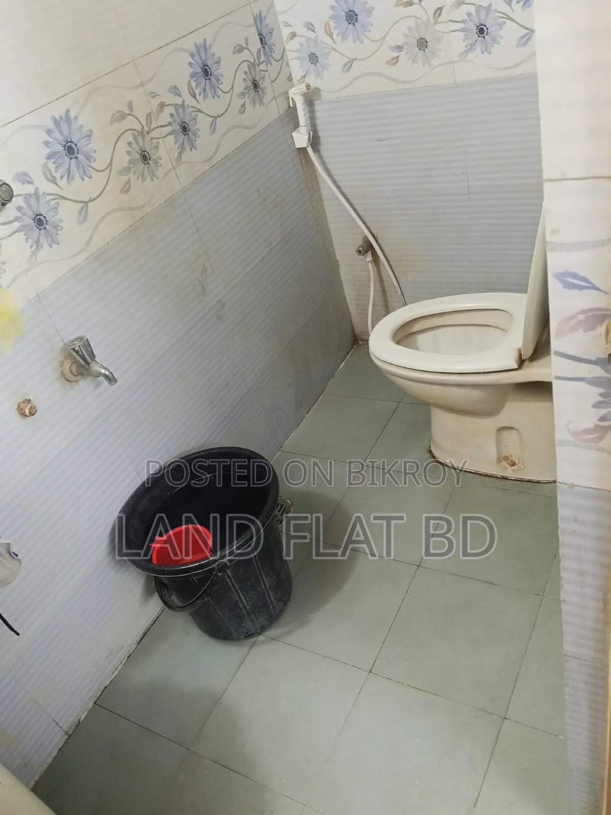 SOUTH FACING+PARKING+TITAS GAS @ FLAT SALE 850 SFT in Mohammadpur