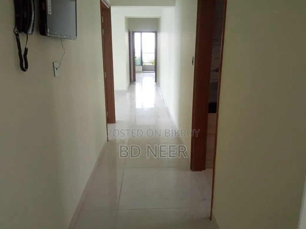 excellent 4 Bed room 4000 sft apt rent in Gulshan 2 in Gulshan