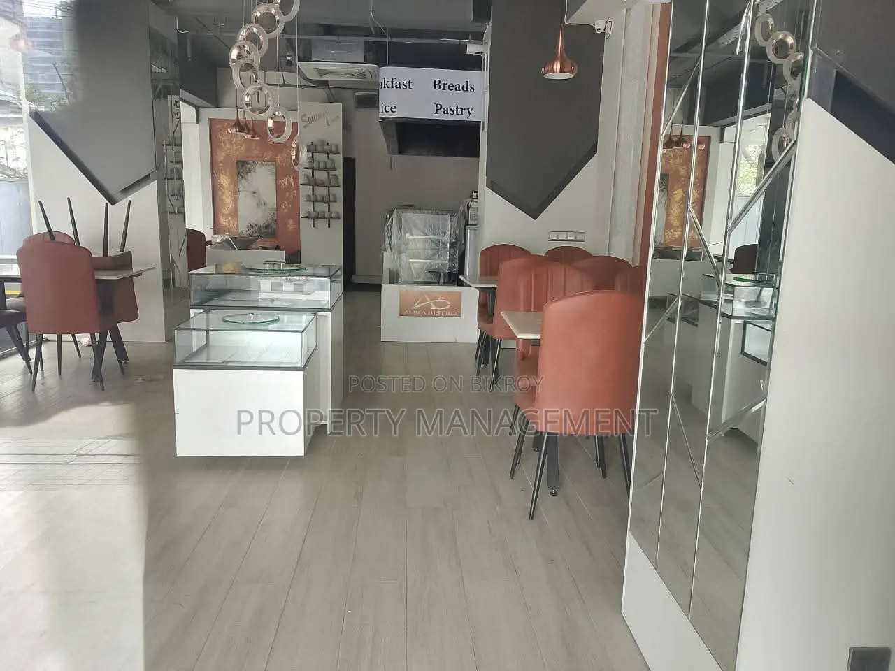 1100 sft Ground floor Cafe/showroom rent in Gulshan in Gulshan