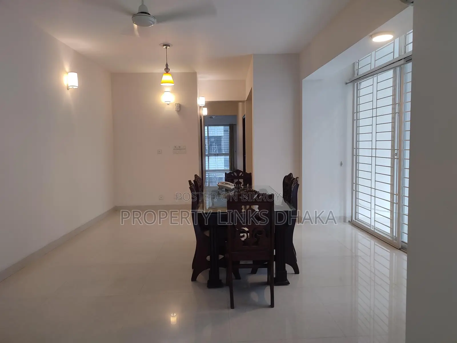 Baridhara Brand New Furnished Flat in Baridhara