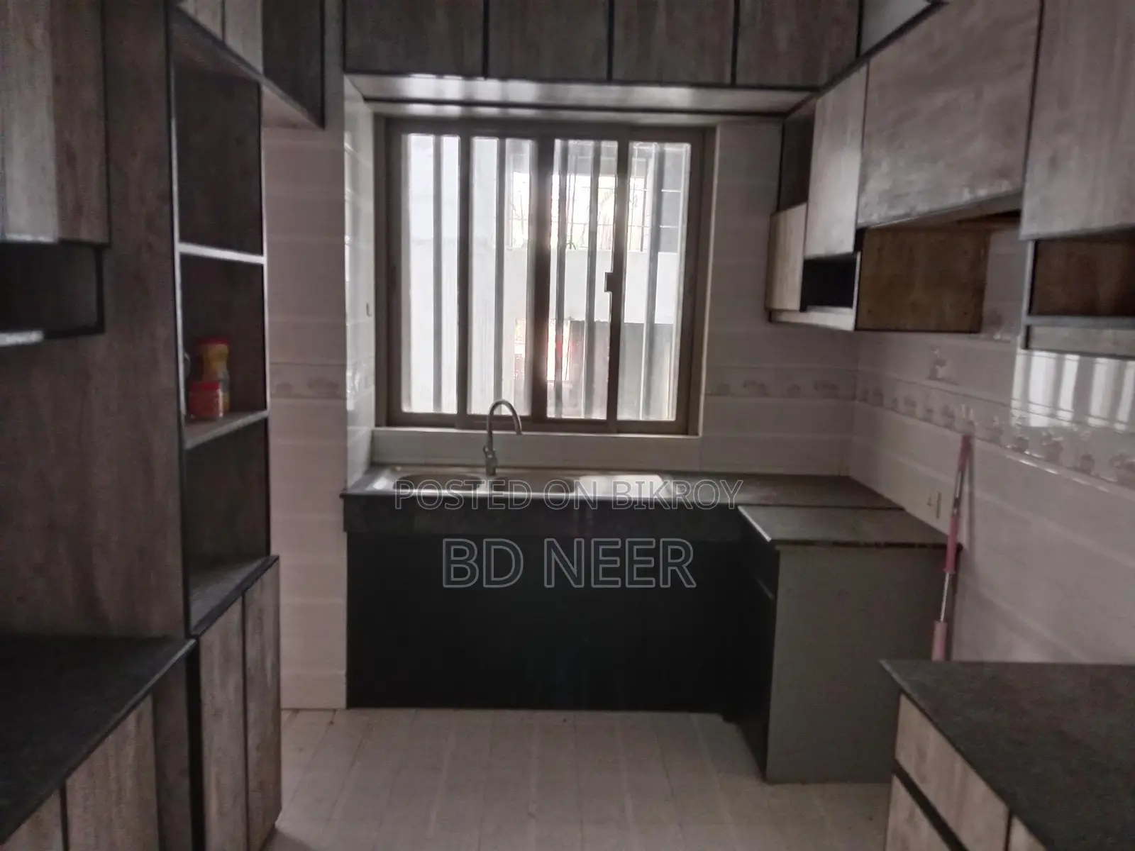 Nice looking 4-bedroom apartment available in Gulshan 2 North side in Gulshan