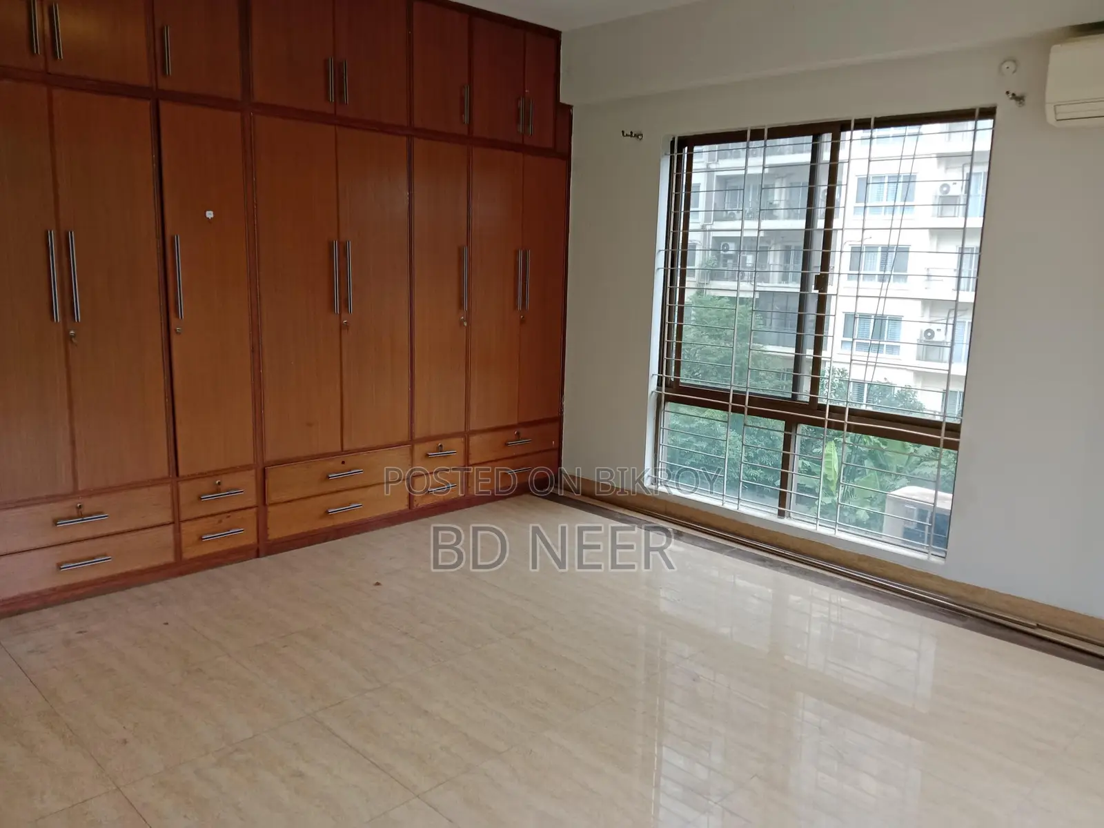 Very well 4 Bed room apt rent in Gulshan 2 in Gulshan