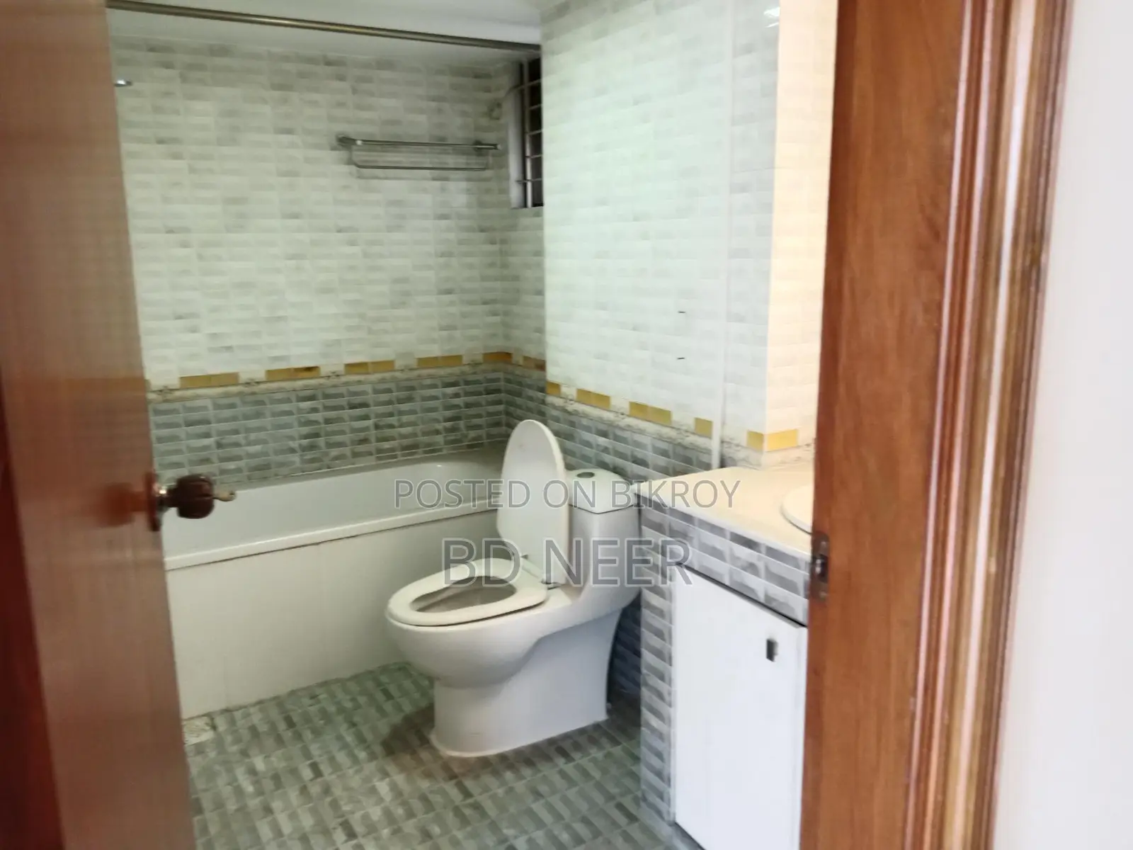 Very well 4 Bed room apt rent in Gulshan 2 in Gulshan