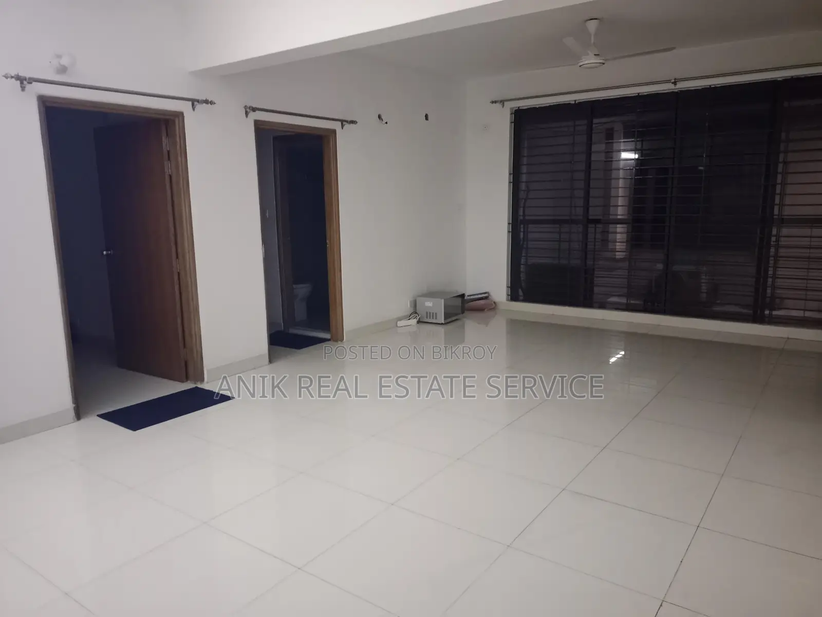 New Modern 3 Bedroom Un Farnised Flat Rent At Gulshan 1 in Gulshan