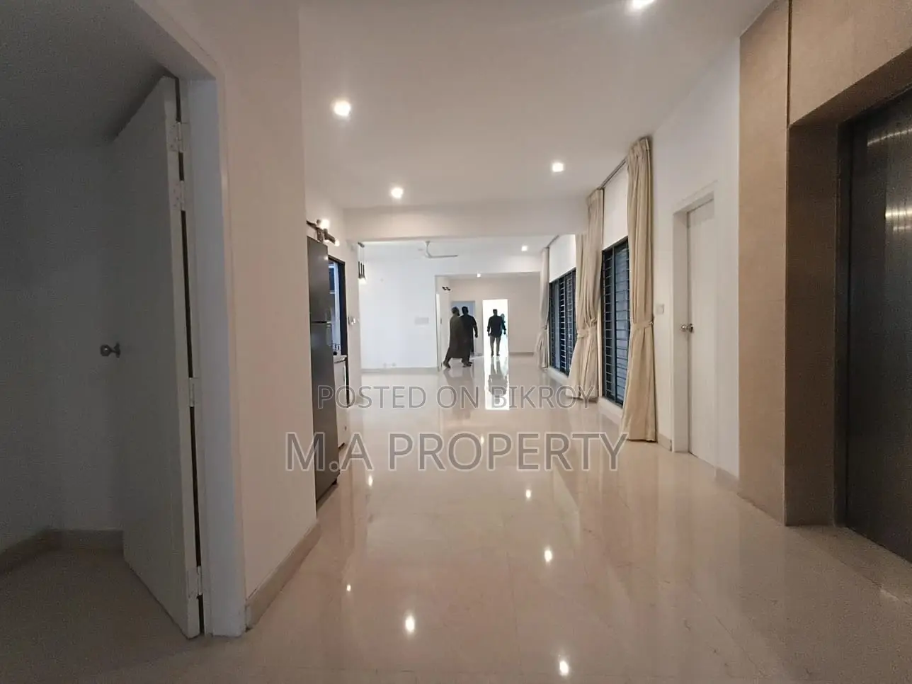 Fully Furniture Apartment Rent 3-Bedroom Gulshan North in Gulshan