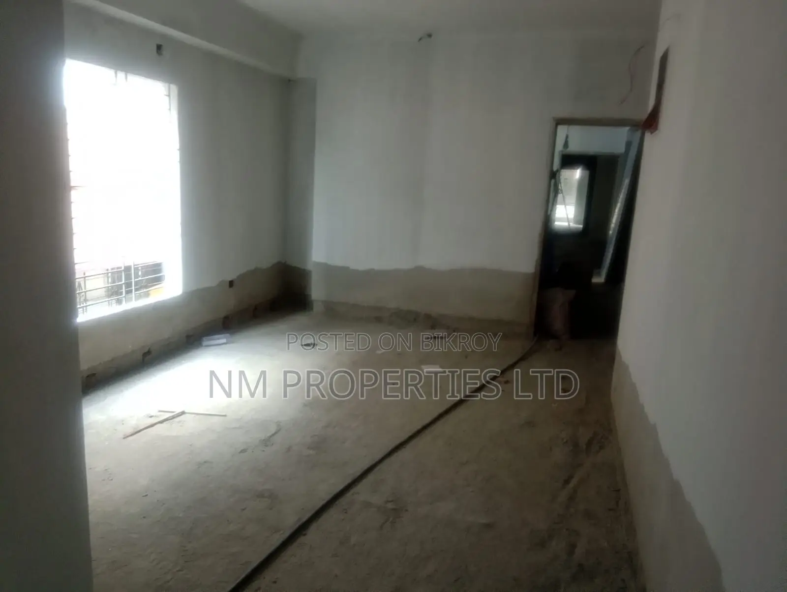 North-facing ready flat for sale, 5 mins from Shewrapara Metro Rail in Mirpur