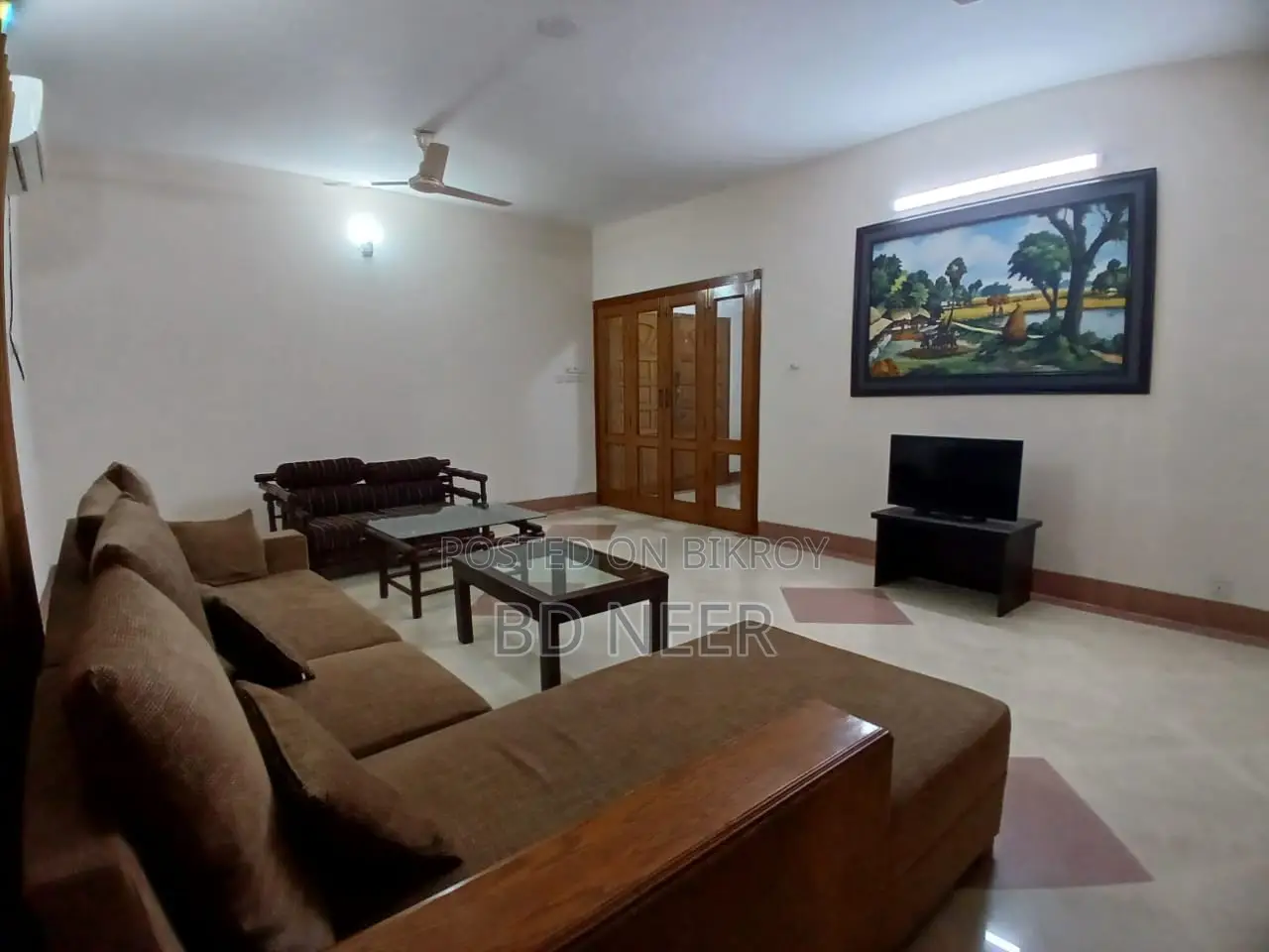 Beautiful looking fully furnish 4 Bed room apt rent in Gulshan in Gulshan