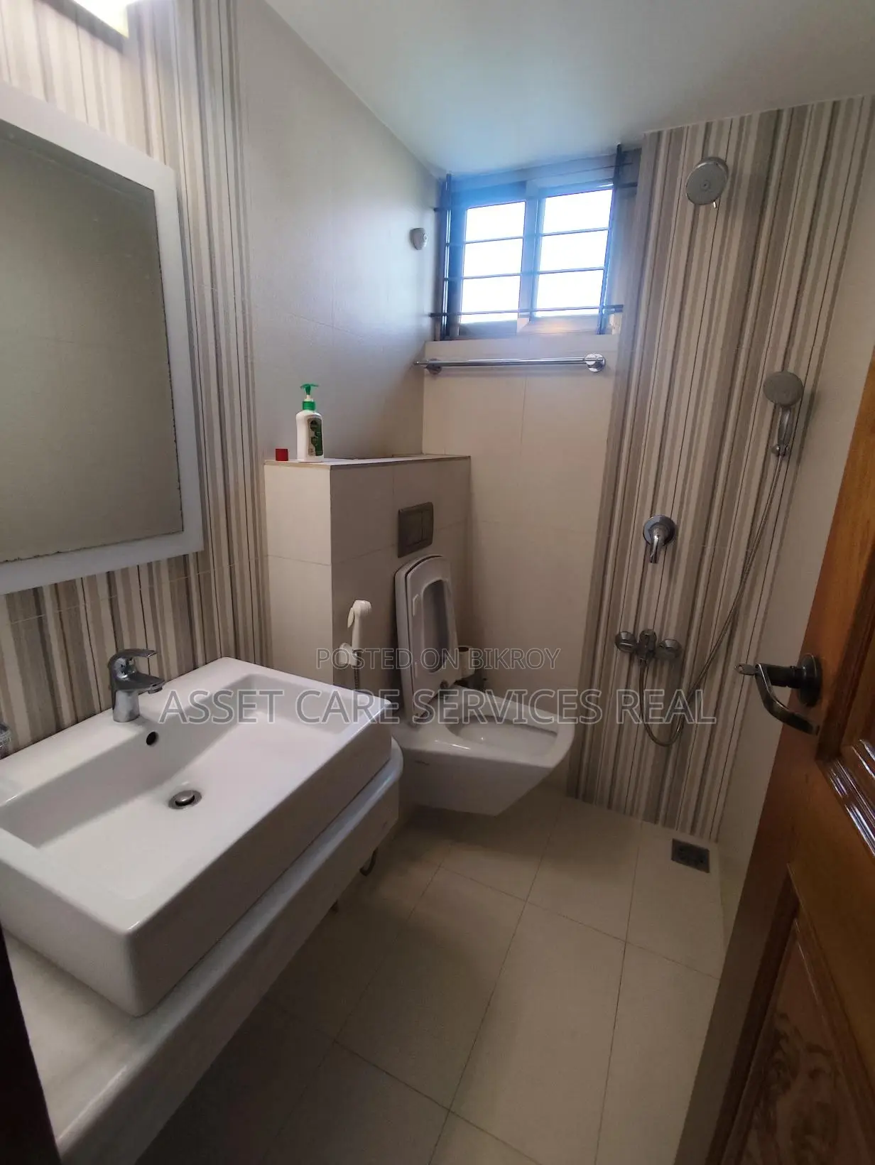 Luxury 3-Bed Fully-Furnished Apartment for Rent in Baridhara Diplomatic Zone in Baridhara
