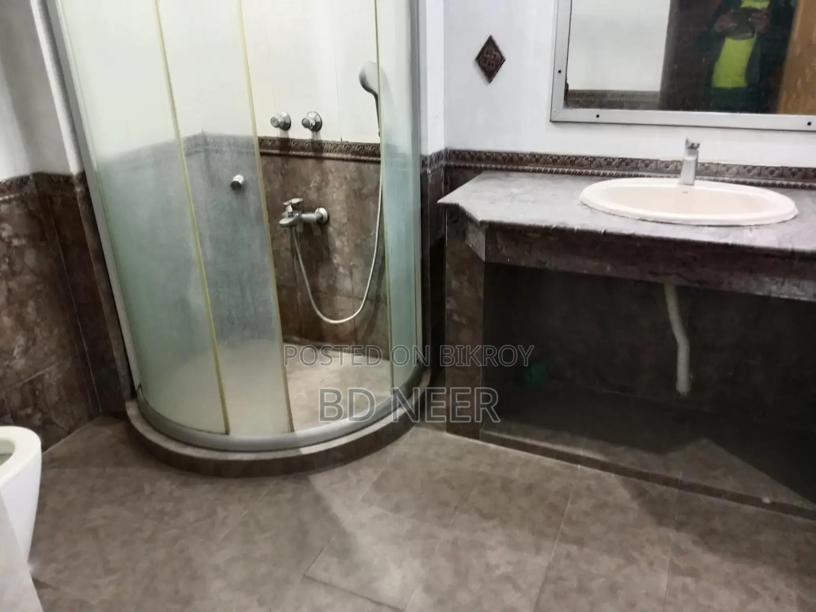 Duplex 4 Bed Room Apt Rent In Gulshan 2 in Gulshan