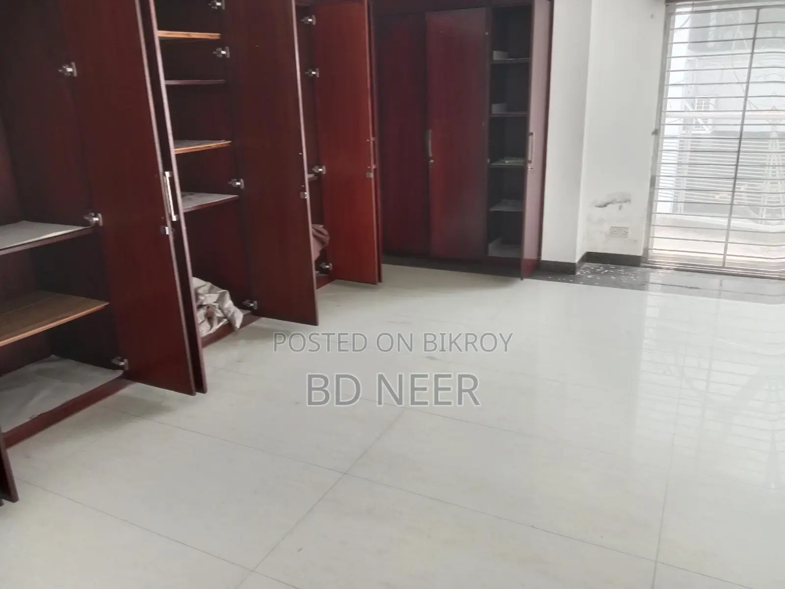 Very Well 4000 Sft 4 Bed Room Apt Rent In Gulshan 2 North Side in Gulshan