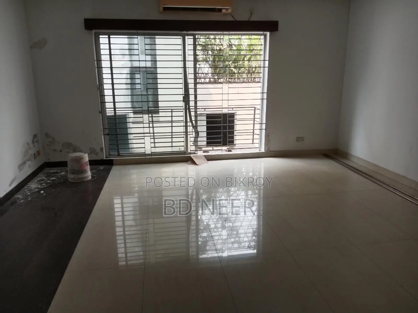 Very Well 4000 Sft 4 Bed Room Apt Rent In Gulshan 2 North Side in Gulshan