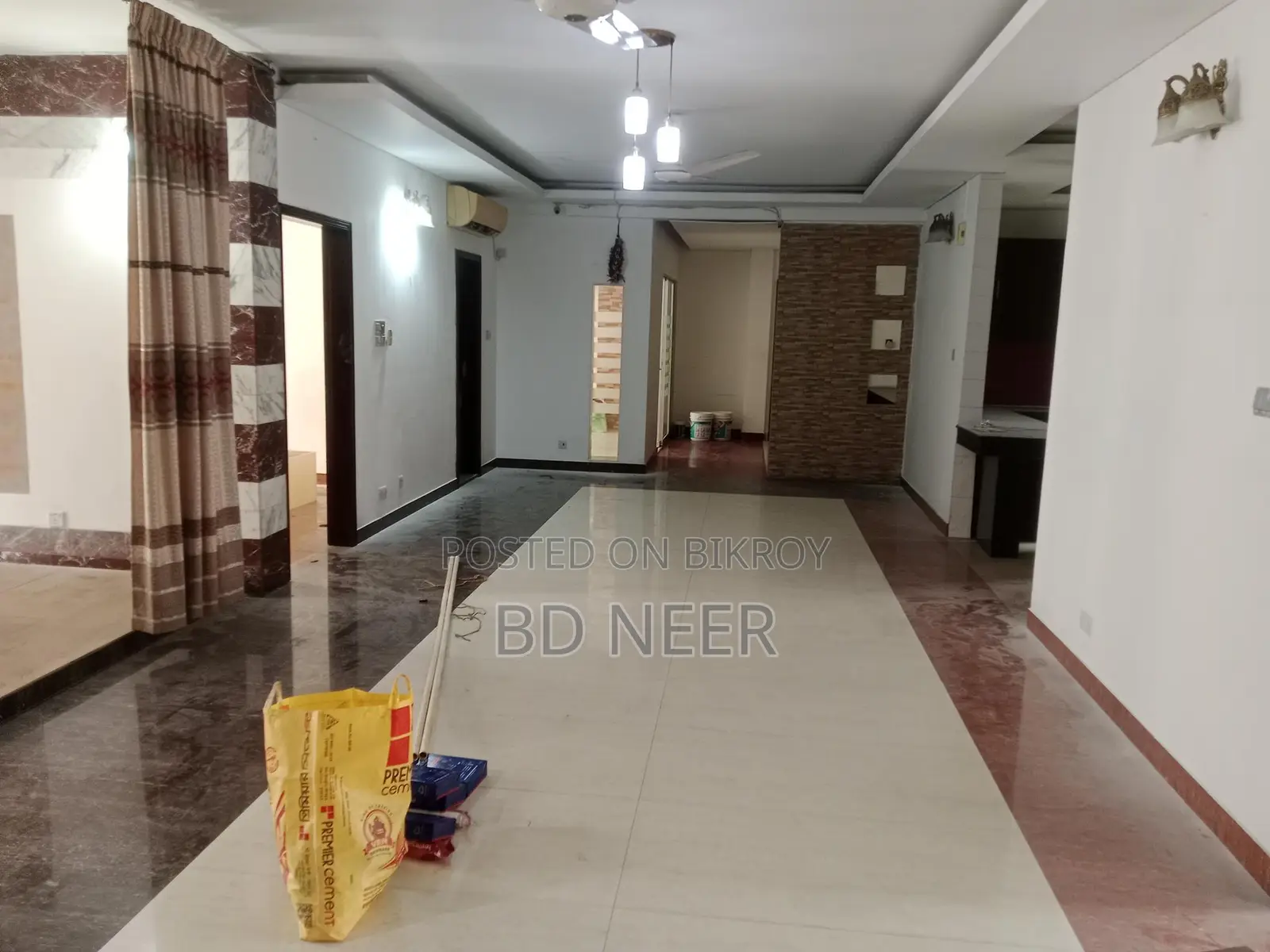 Very Well 4000 Sft 4 Bed Room Apt Rent In Gulshan 2 North Side in Gulshan
