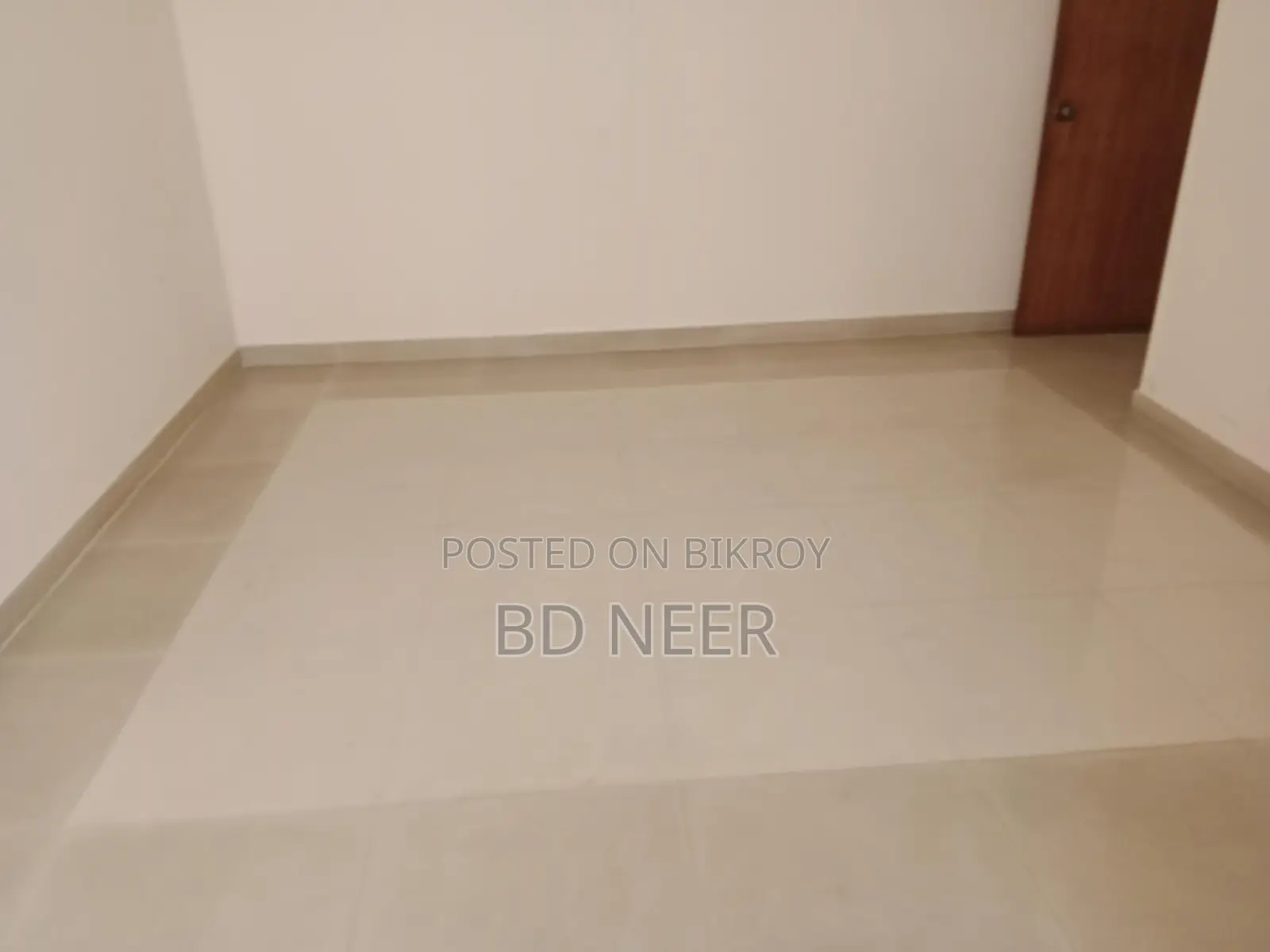 nice looking 2900 sft 4 Bed room apt available in Gulshan in Gulshan