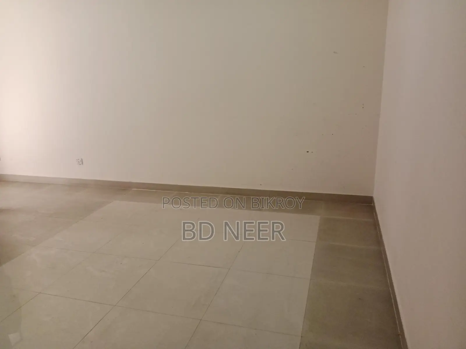 nice looking 2900 sft 4 Bed room apt available in Gulshan in Gulshan