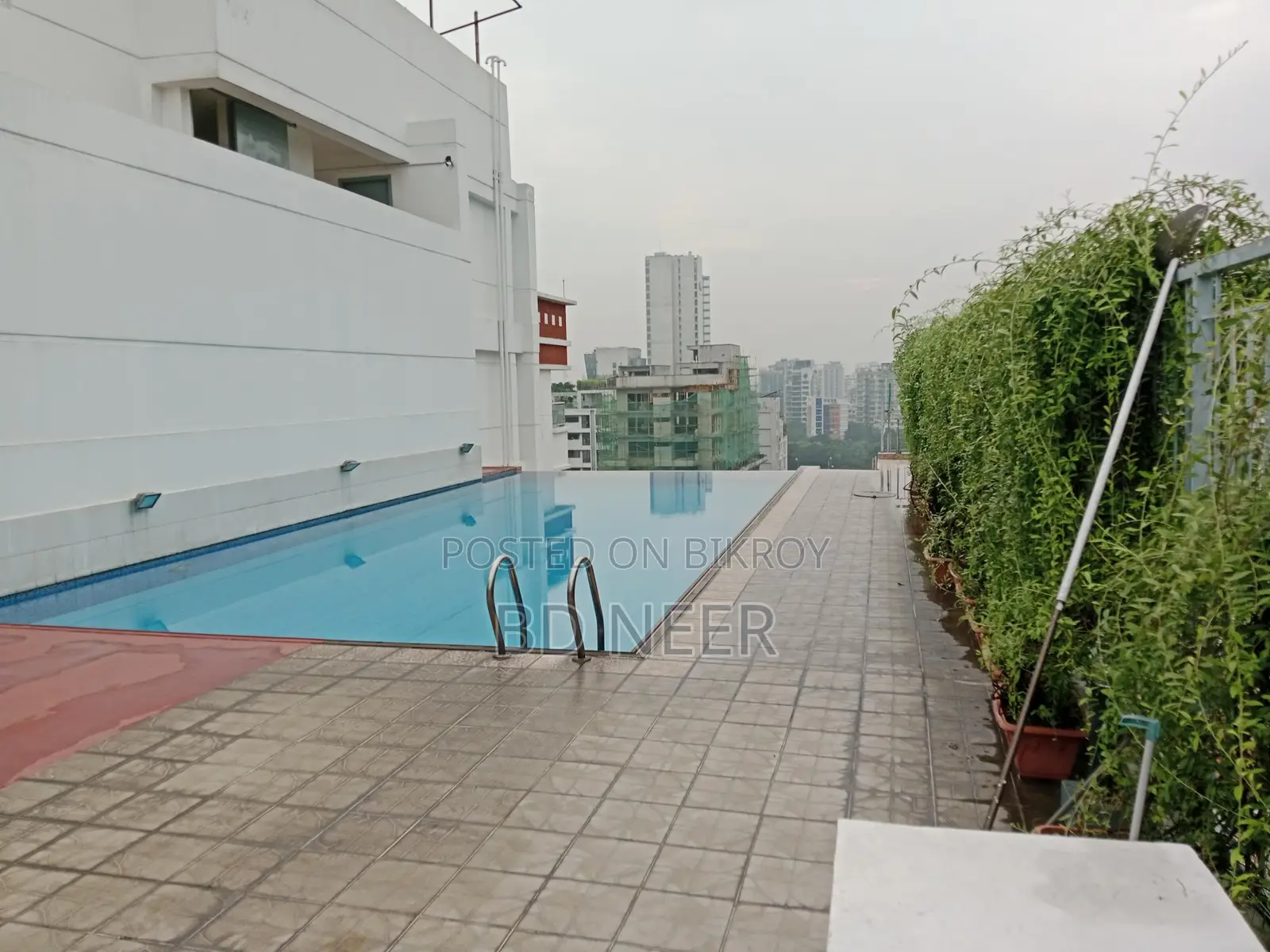 Exclusive fully furnish gym &pool 4 Bed room apt rent in Gulshan 2 in Gulshan