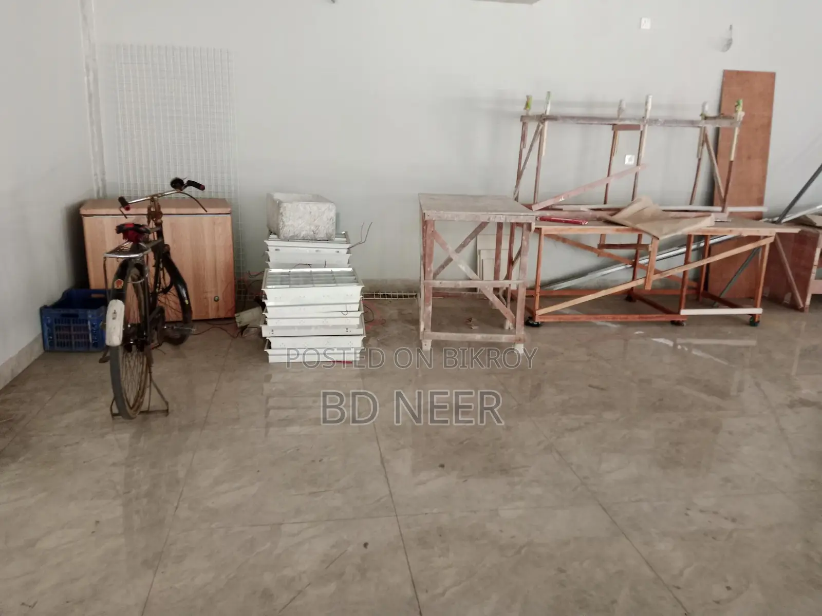 Ground floor 750 sft rent for coffee shop /resturent /other at gulshan 2 in Gulshan