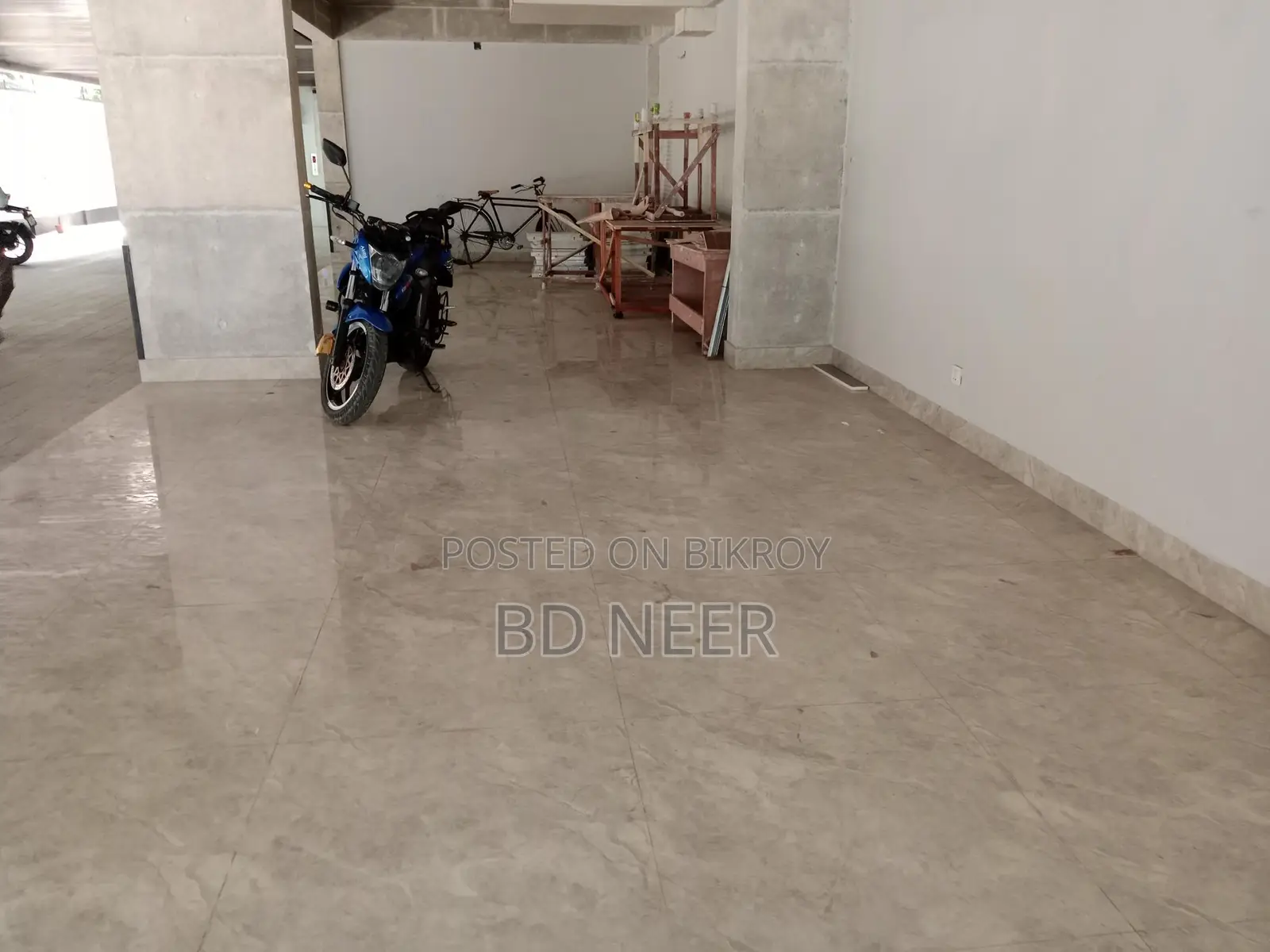 Ground floor 750 sft rent for coffee shop /resturent /other at gulshan 2 in Gulshan