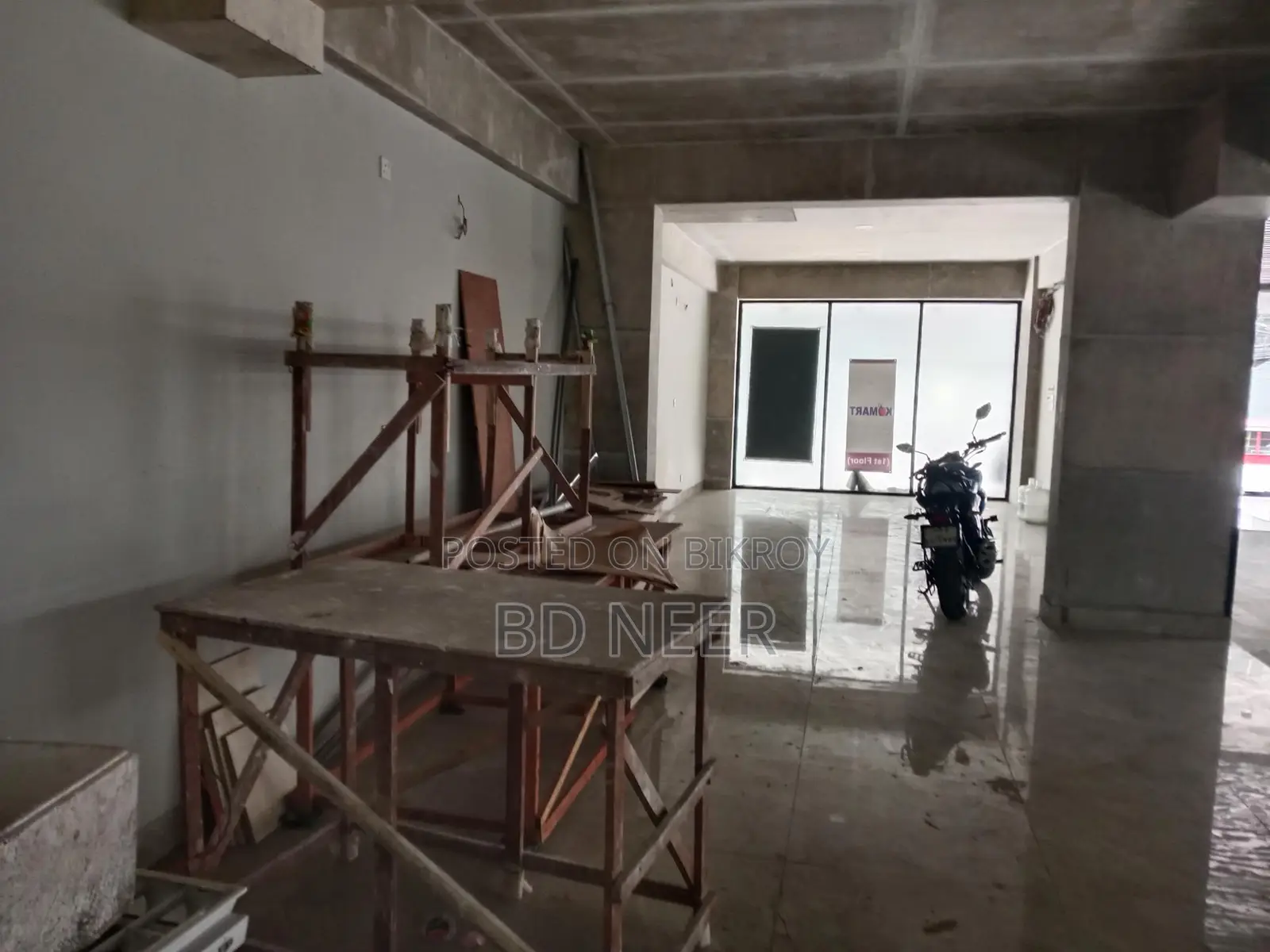 Ground floor 750 sft rent for coffee shop /resturent /other at gulshan 2 in Gulshan