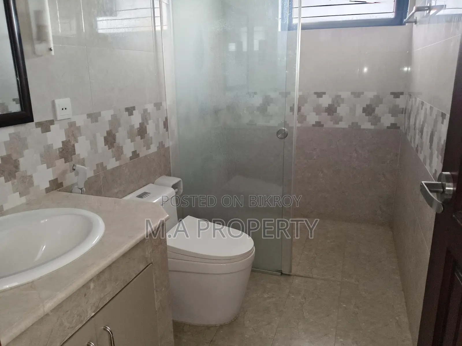 Rent Apartment 4 Bedroom 3500Sqft Gulshan-1 in Gulshan