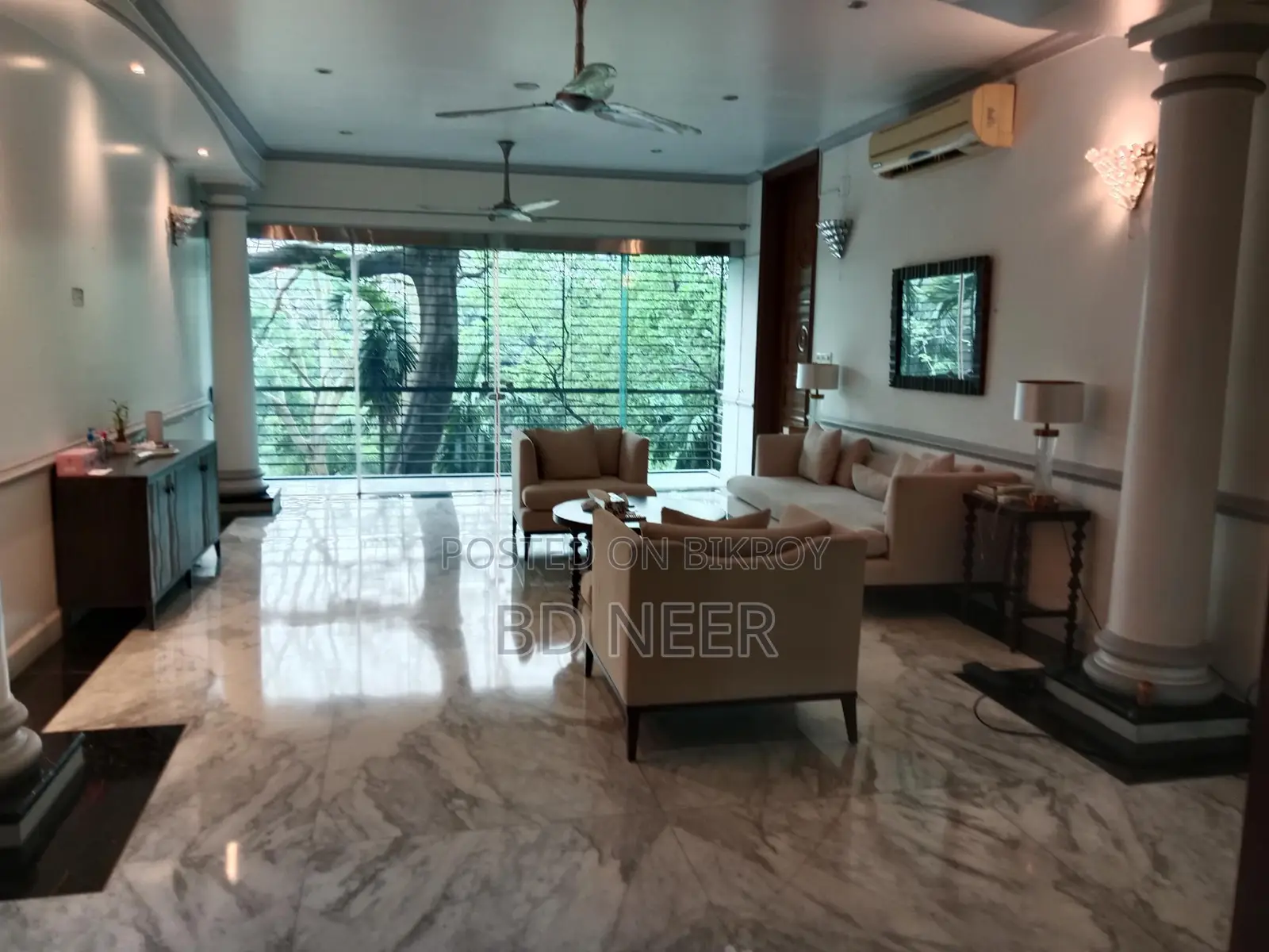lake view exclusive fully furnish apt rent in Gulshan 2 North side in Gulshan