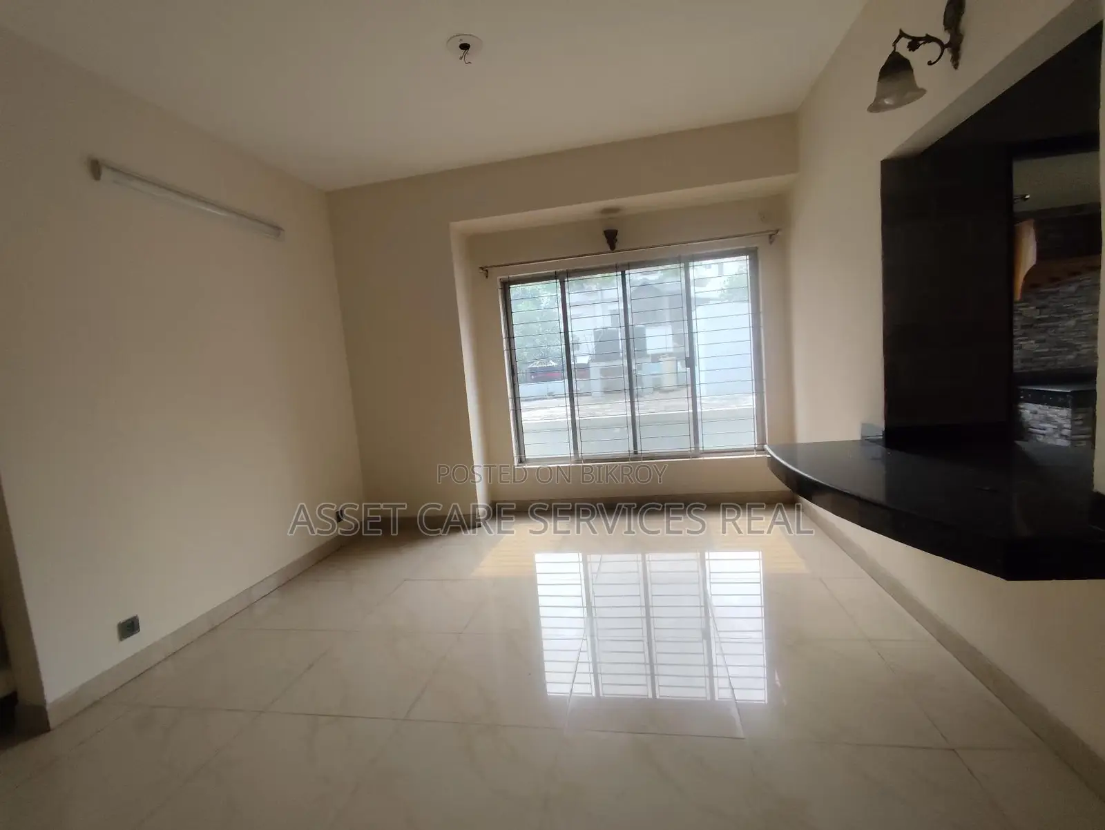 2600-Sqft Office Space Rent Baridhara Diplomatic Zone in Baridhara