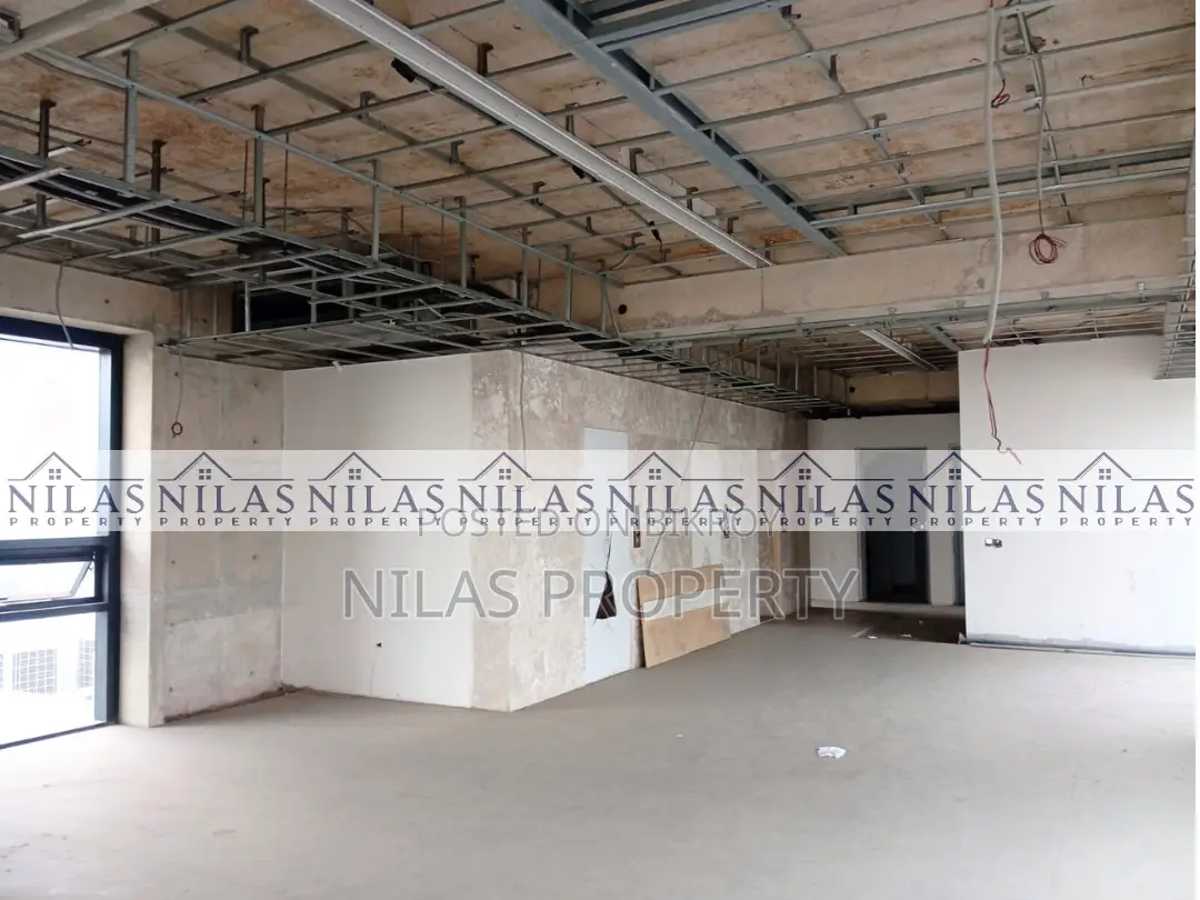 Commercial 2200 Sft New Office Space for Rent in Gulshan in Gulshan