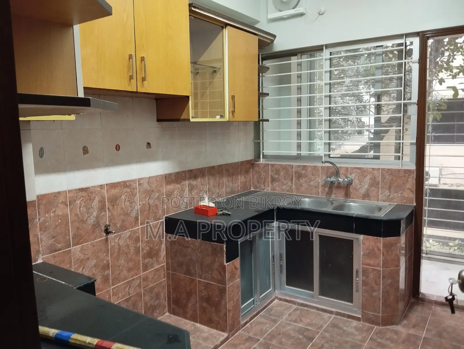 GOOD QUALITY UNFURNISHED FLAT RENT IN GULSHAN 2 in Gulshan