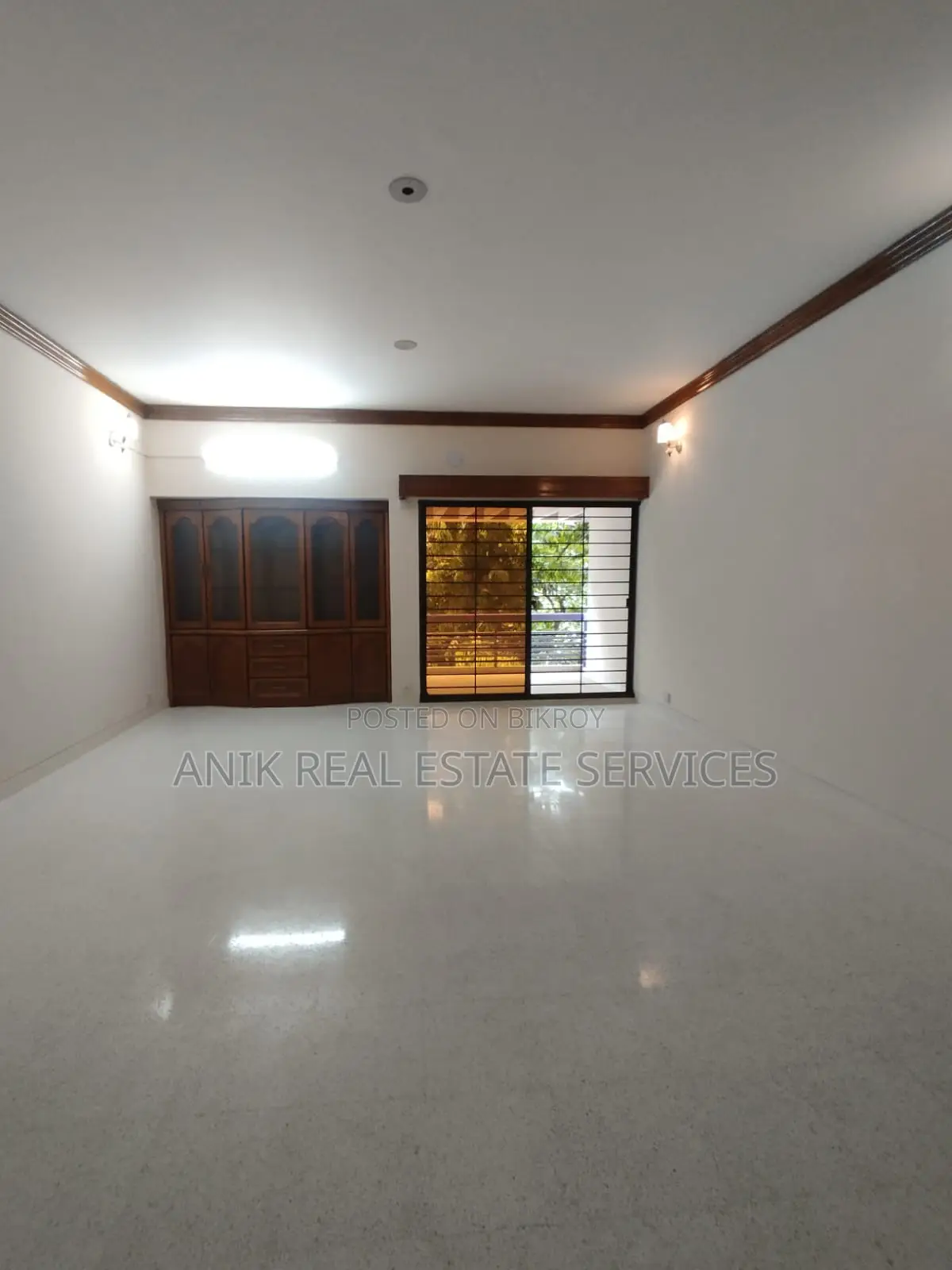 Good Quality 3 Bedroom Un Farnised Flat Rent At Gulshan 2 in Gulshan