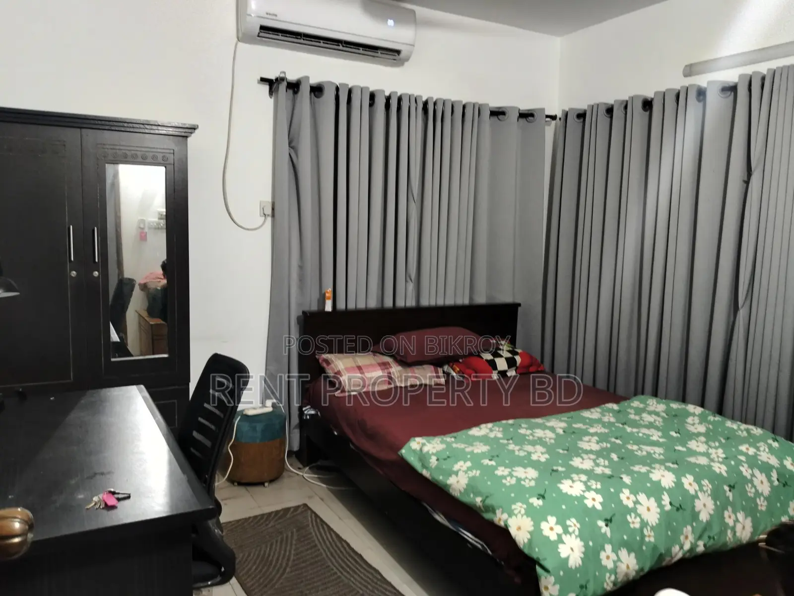 One Room Full Furnished Flat For Rent In Gulshan in Gulshan