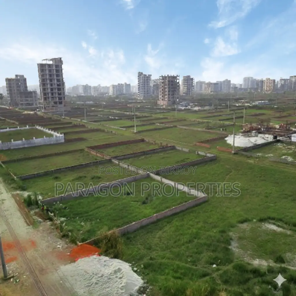 4 Katha plot sale in M Block, very close to 300 Feet Expressway in Basundhara