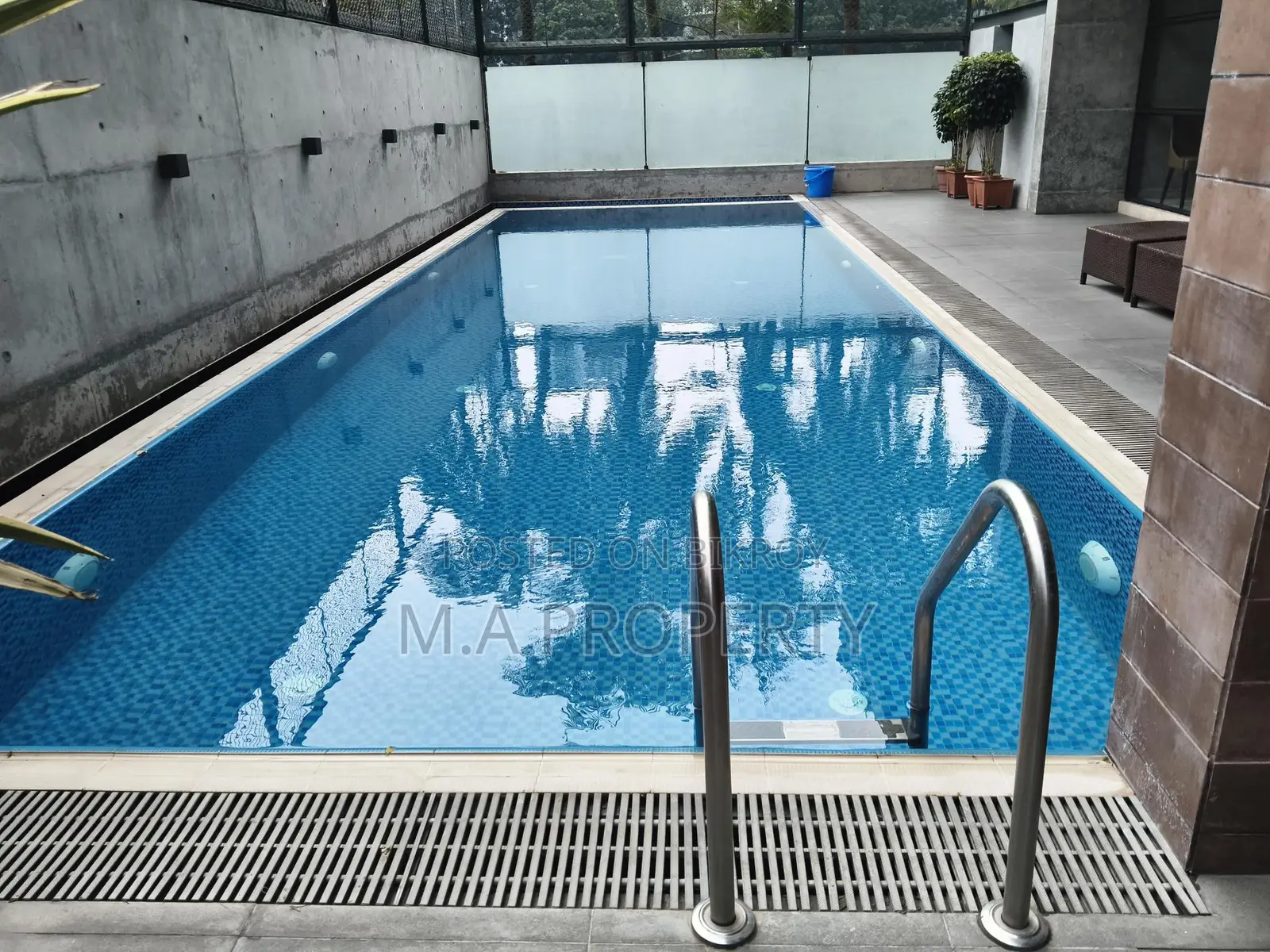 WELL DECORATED 4BED FURNISHED FLAT RENT IN GULSHAN 2 in Gulshan