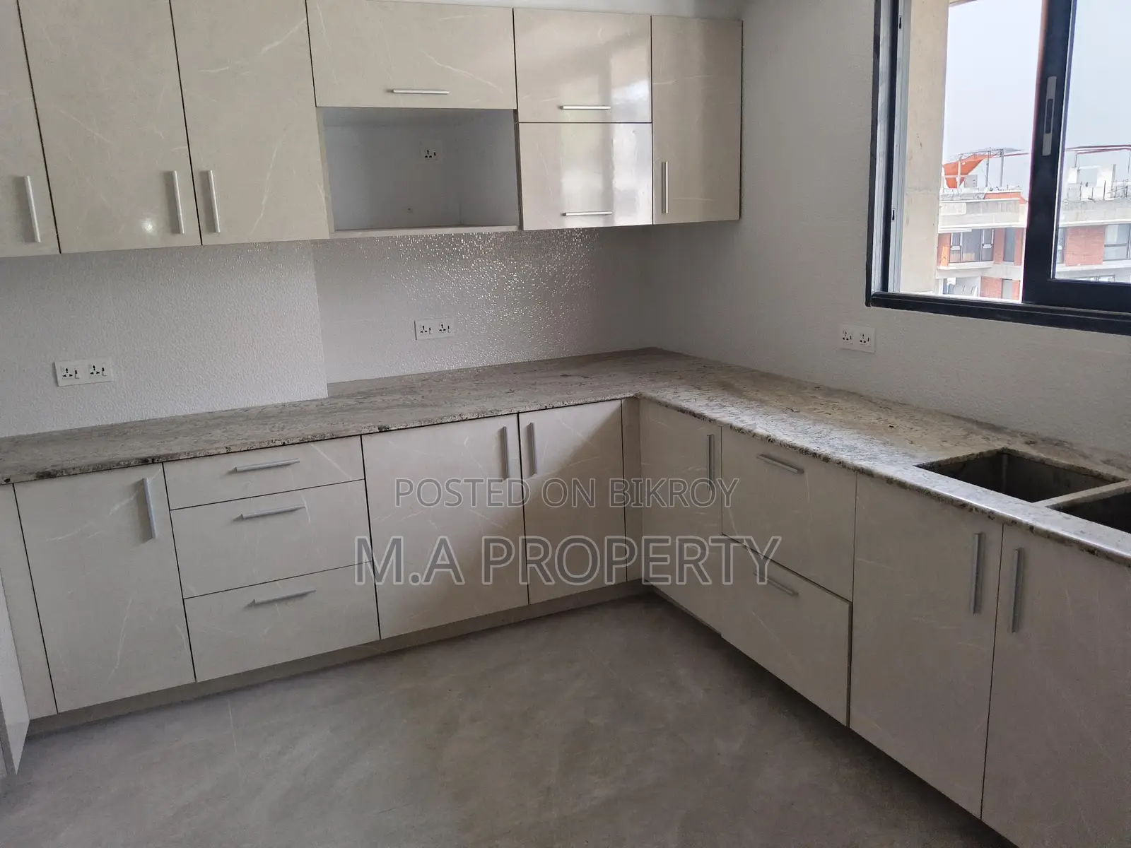 WELL DECORATED 4BED FURNISHED FLAT RENT IN GULSHAN 2 in Gulshan