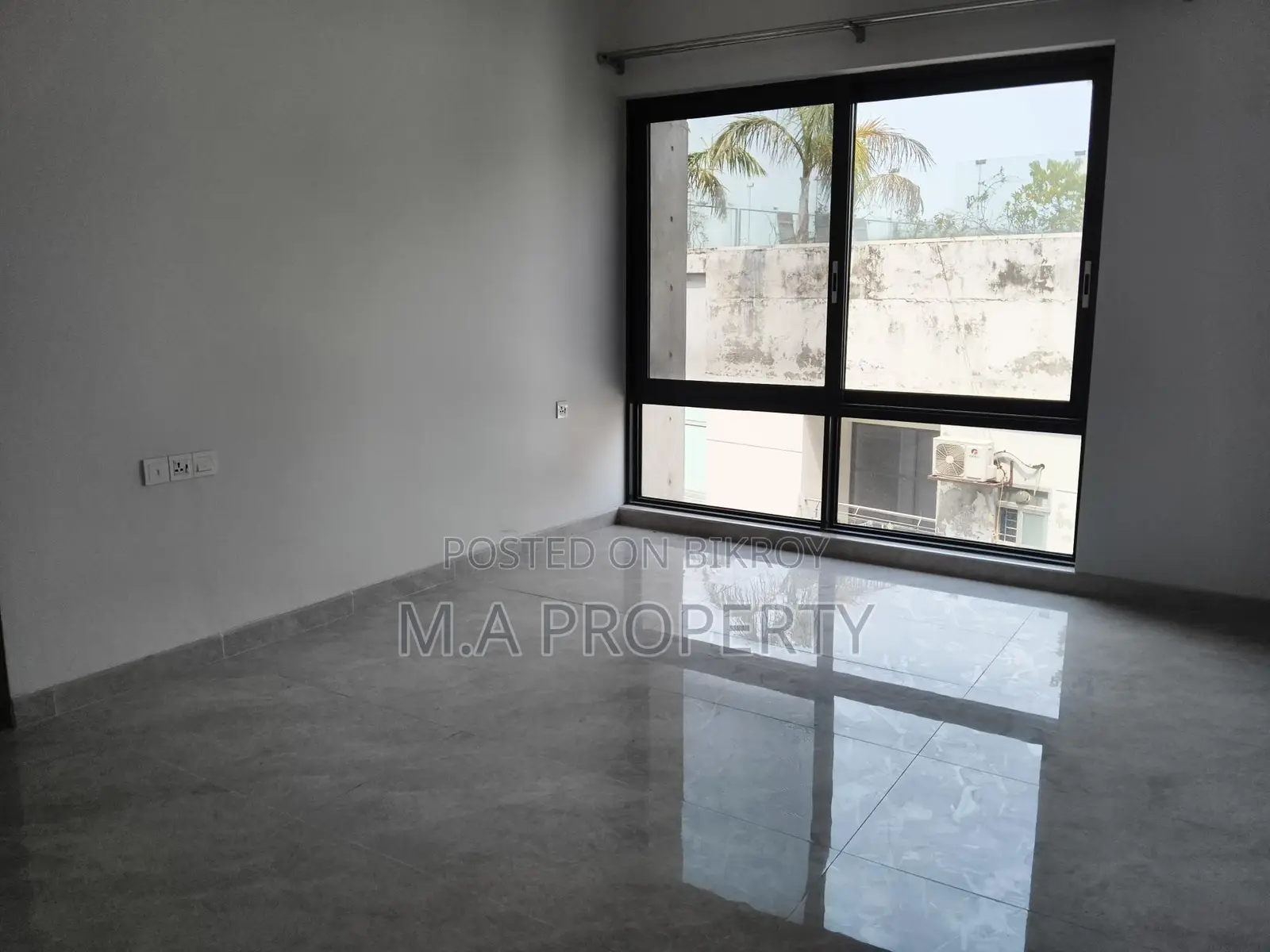 WELL DECORATED 4BED FURNISHED FLAT RENT IN GULSHAN 2 in Gulshan
