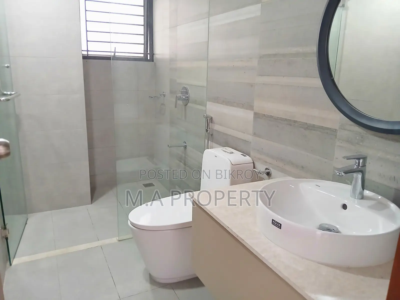 Semi furnished apartment rent Gulshan in Gulshan