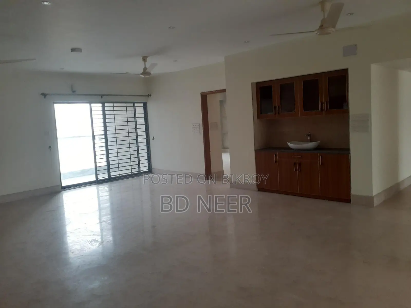 Gym Swimming 5 Bedroom Flat Rent in Gulshan-2 North in Gulshan