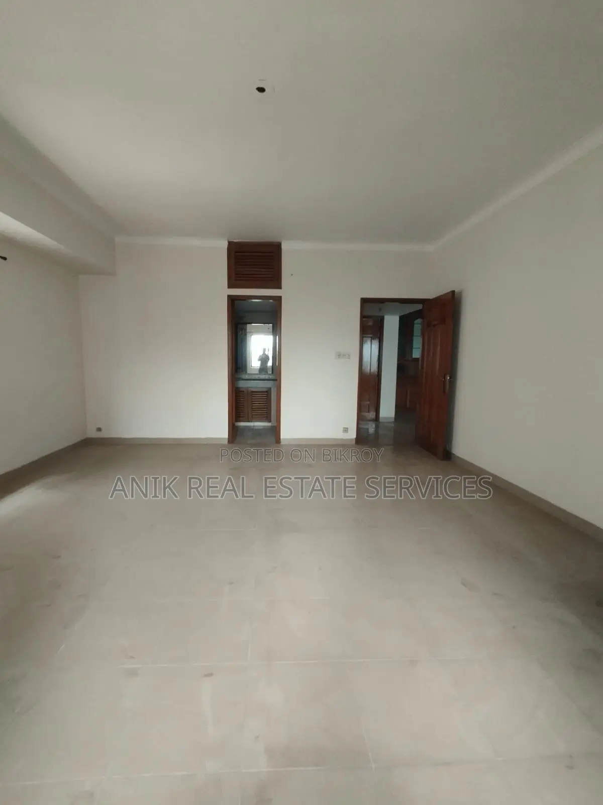 2500 Sft Office Space Rent At Gulshan 2 in Gulshan