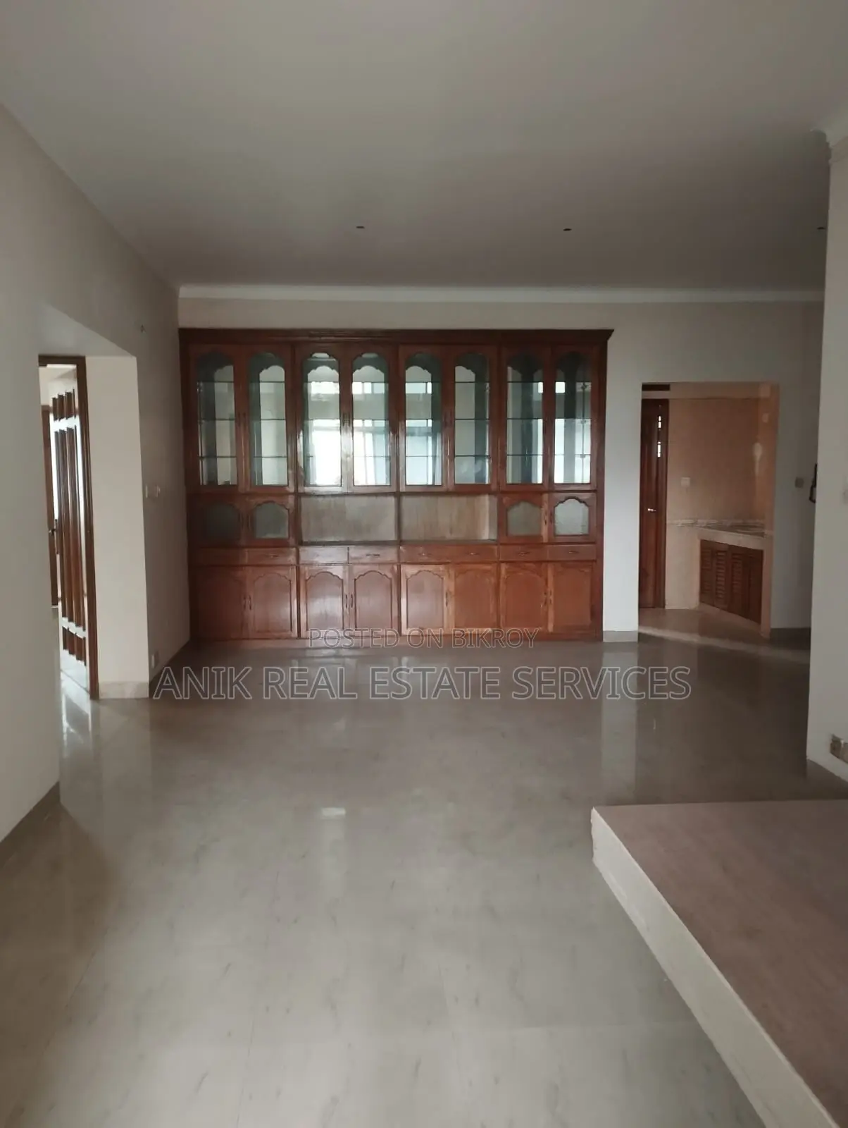 2500 Sft Office Space Rent At Gulshan 2 in Gulshan