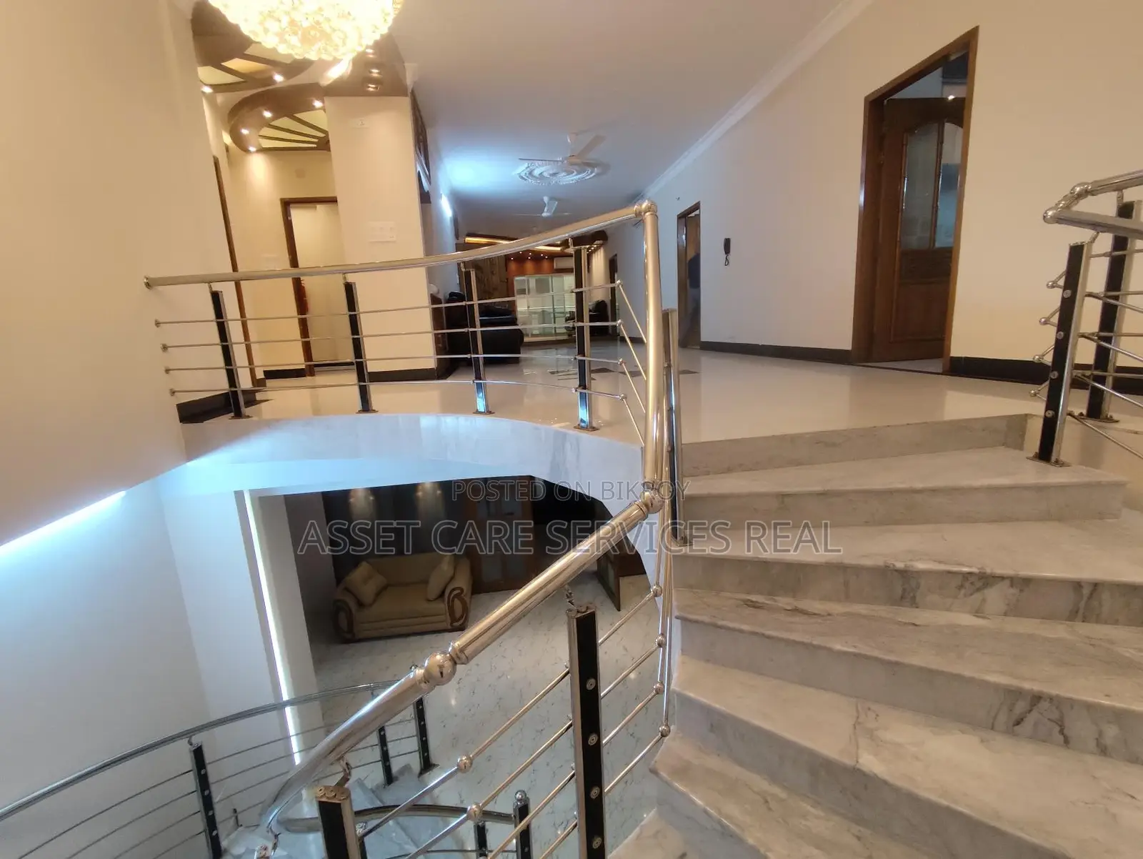 4500-Sqft Duplex Office Space for Rent in Baridhara Diplomatic Zone in Baridhara