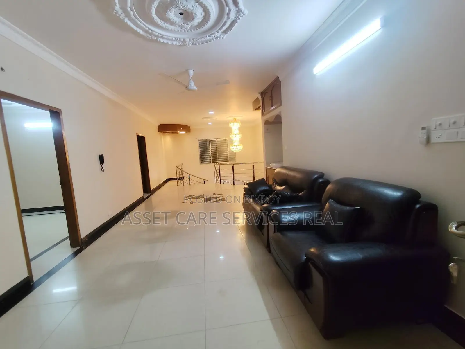 4500-Sqft Duplex Office Space for Rent in Baridhara Diplomatic Zone in Baridhara