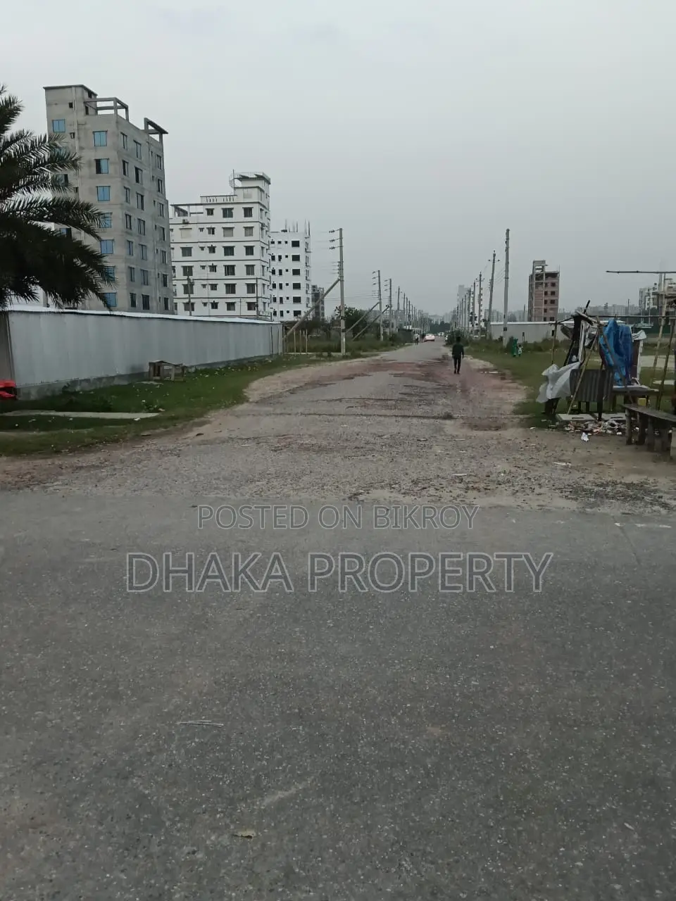 60/60ft Corner 3 Katha East at Sector-17/K in Uttara