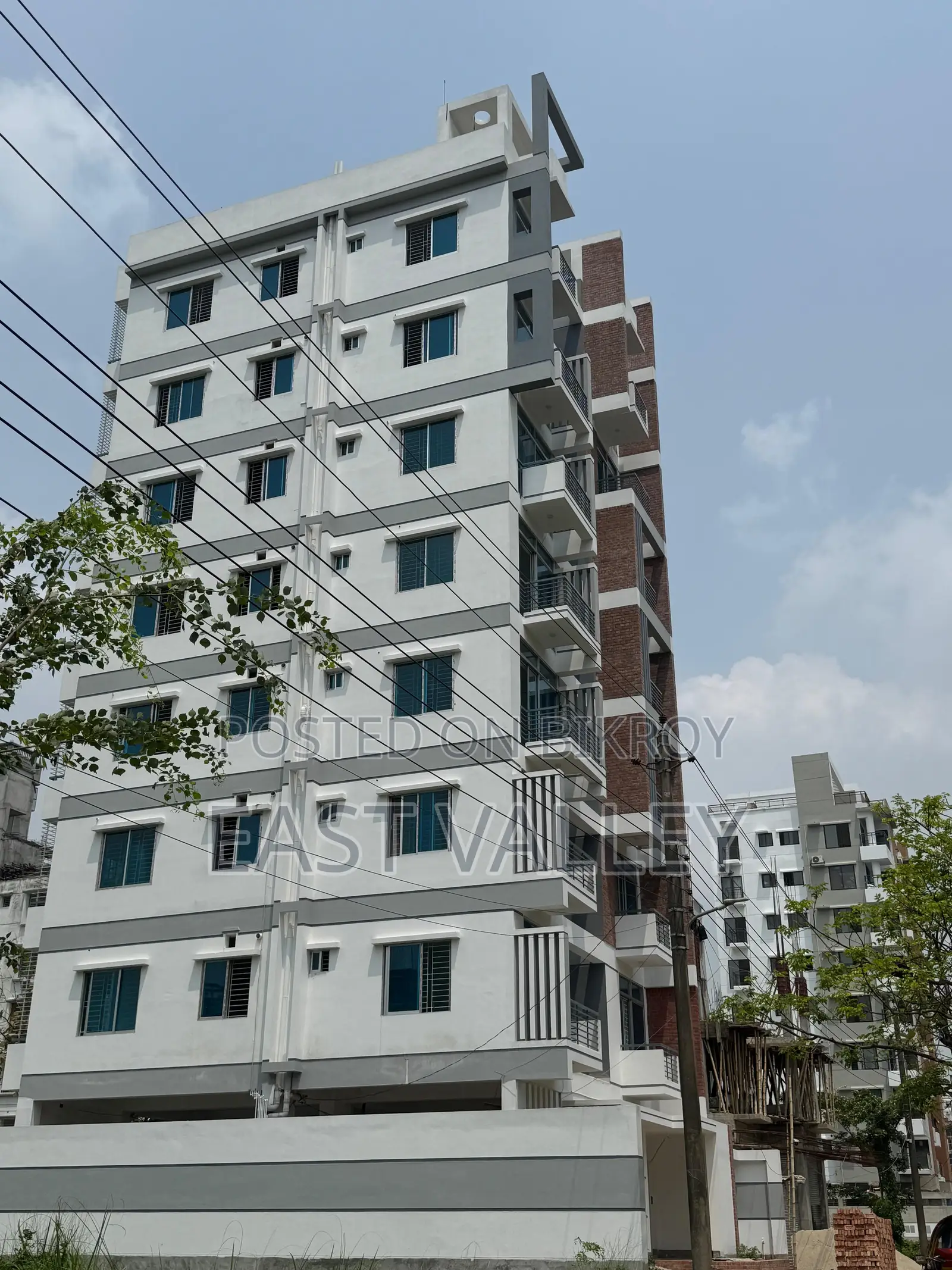 Dream Flat For Sale In Bashundhara R/a in Basundhara
