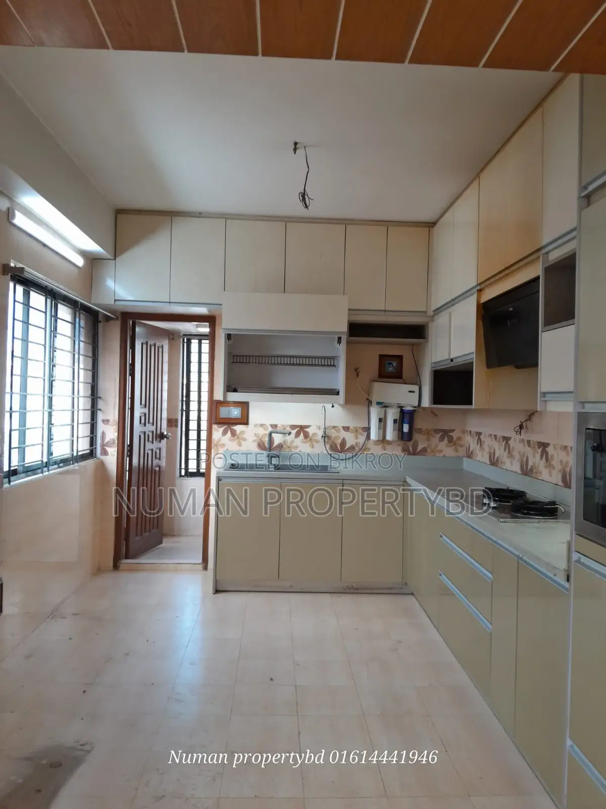 4000sq 4-bedroom Full Luxury Semi Furnished Interior Design Flat Rent in Basundhara