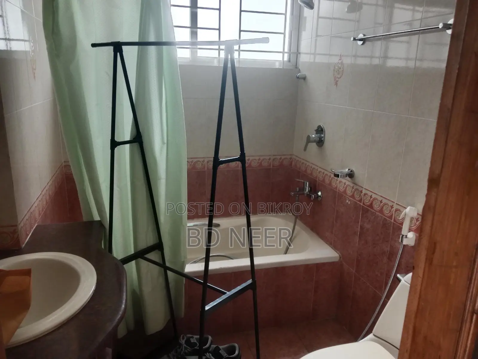 beautiful looking 3 Bed room apt rent in Gulshan 2 in Gulshan