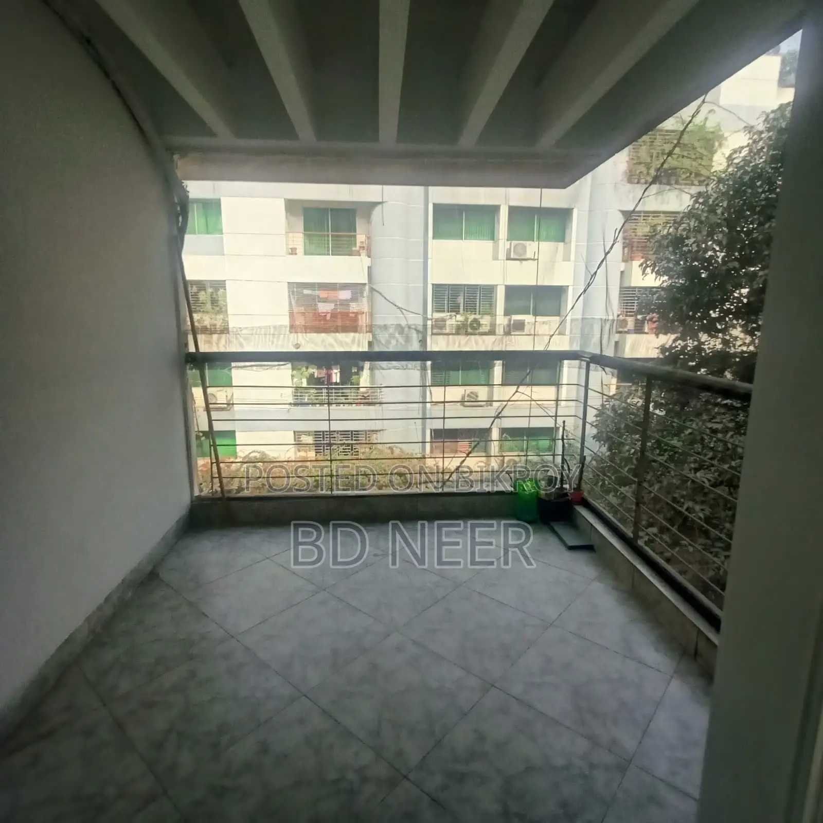 nice looking fully furnish apt rent in banani in Banani