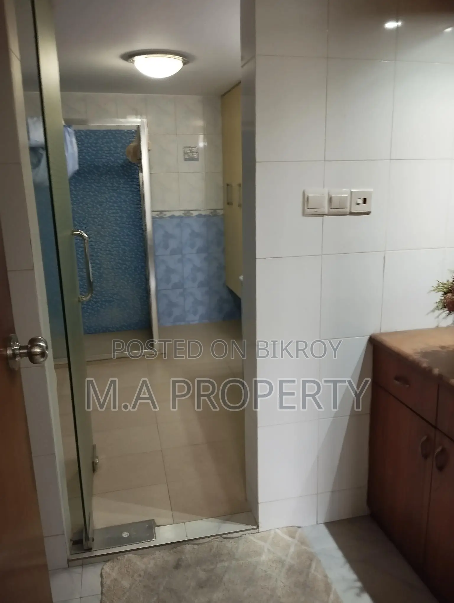 EXCLUSIVE FURNISHED FLAT RENT IN GULSHAN 2 NORTH in Gulshan